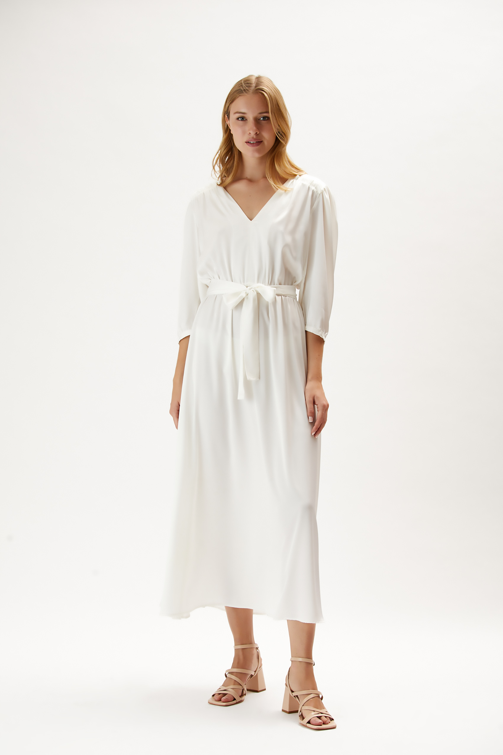 VESTIDO AVENUE