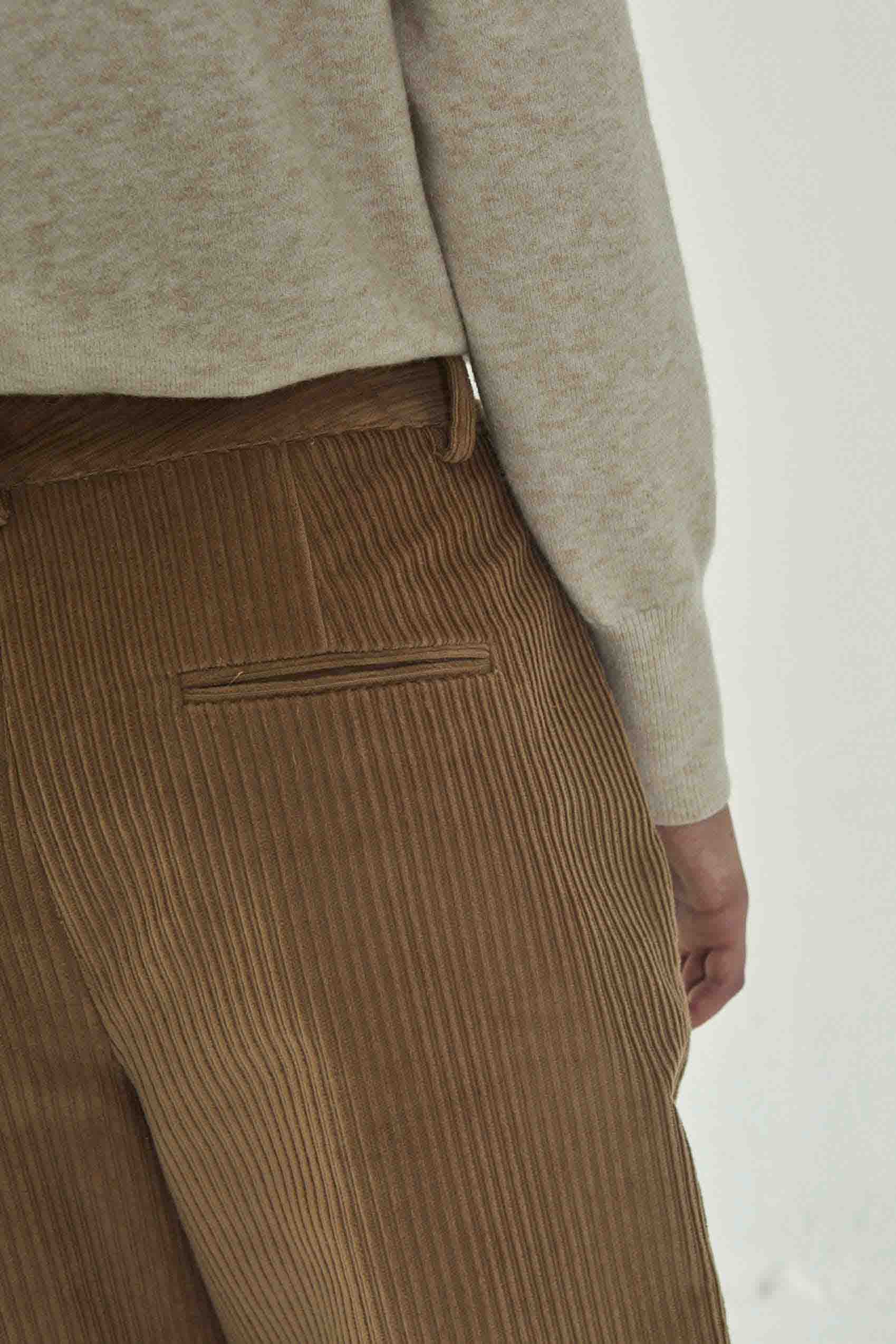 awada_pantalon-magallanes_46-15-2024__picture-50237