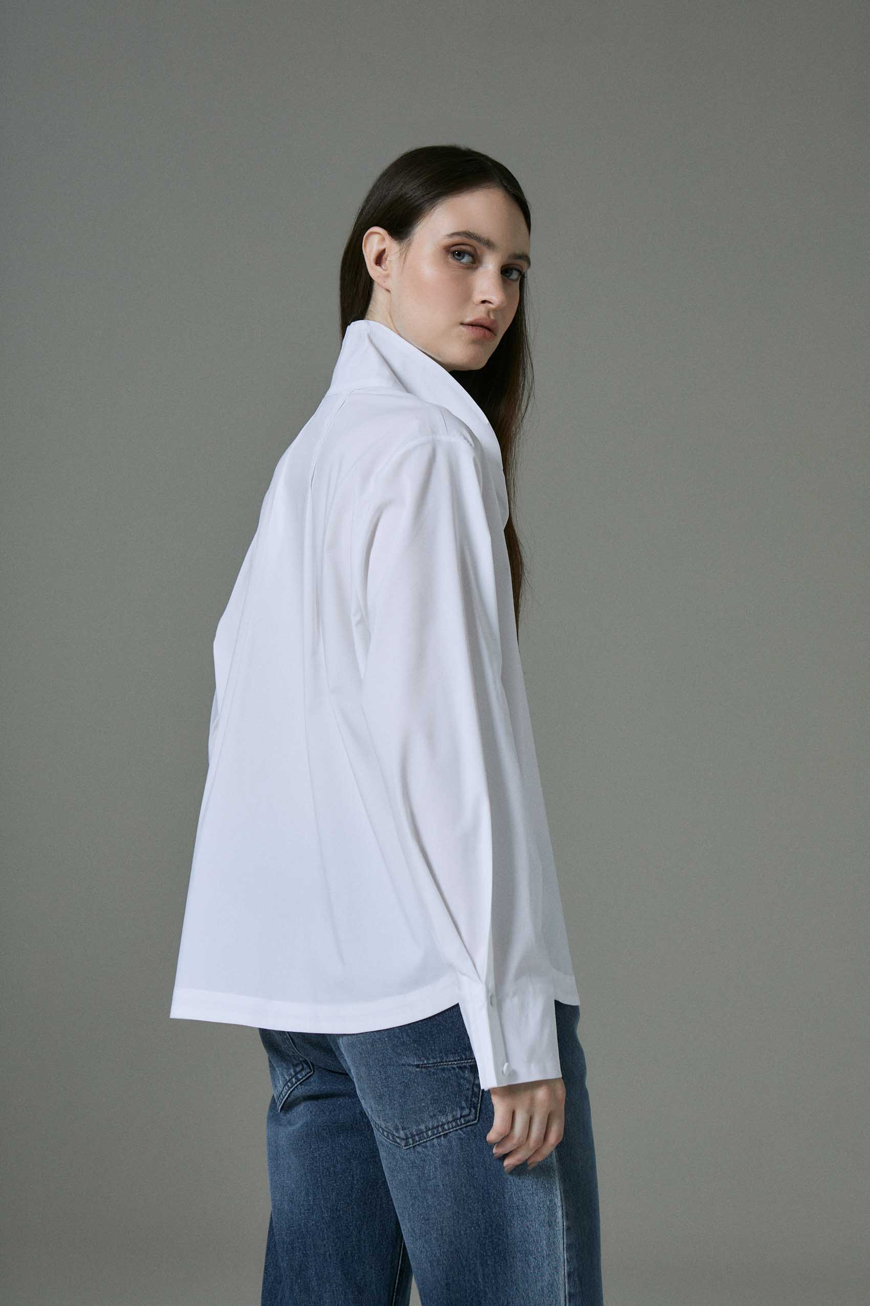 awada_blusa-poplin-de-algodon_33-06-2024__picture-51474