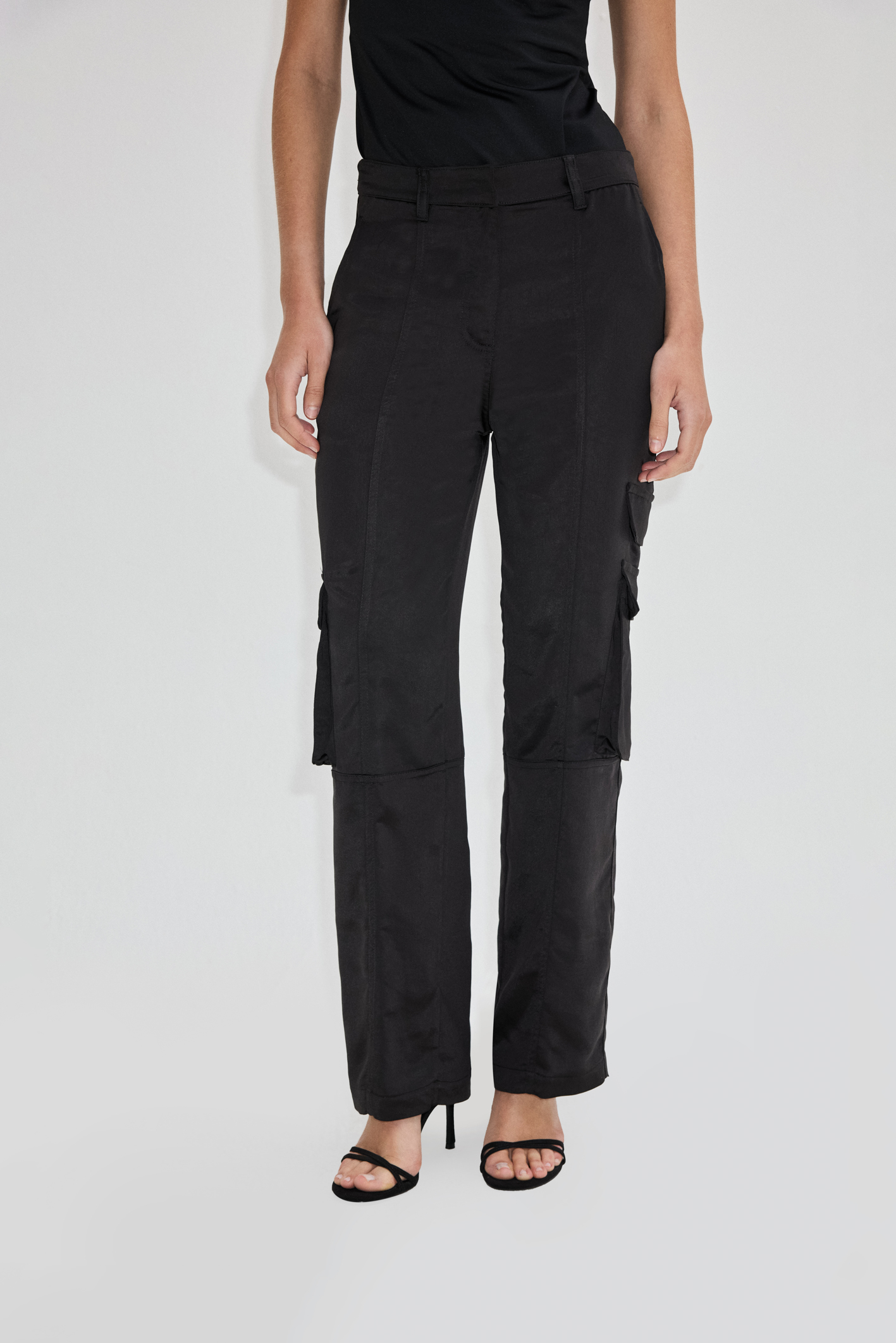 awada_pantalon-rivera_54-27-2024__picture-53201