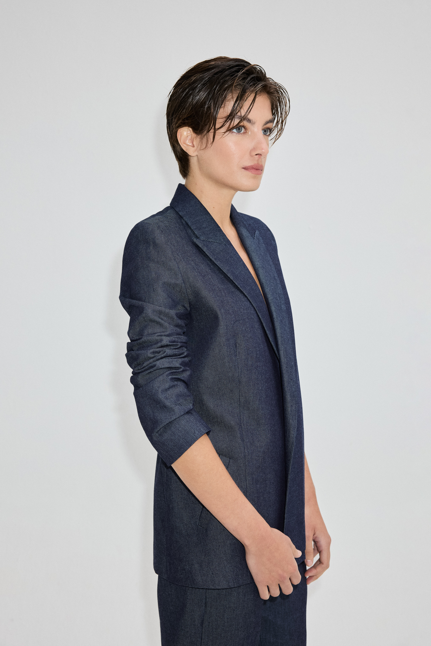 awada_blazer-denim-huapi_49-27-2024__picture-53415