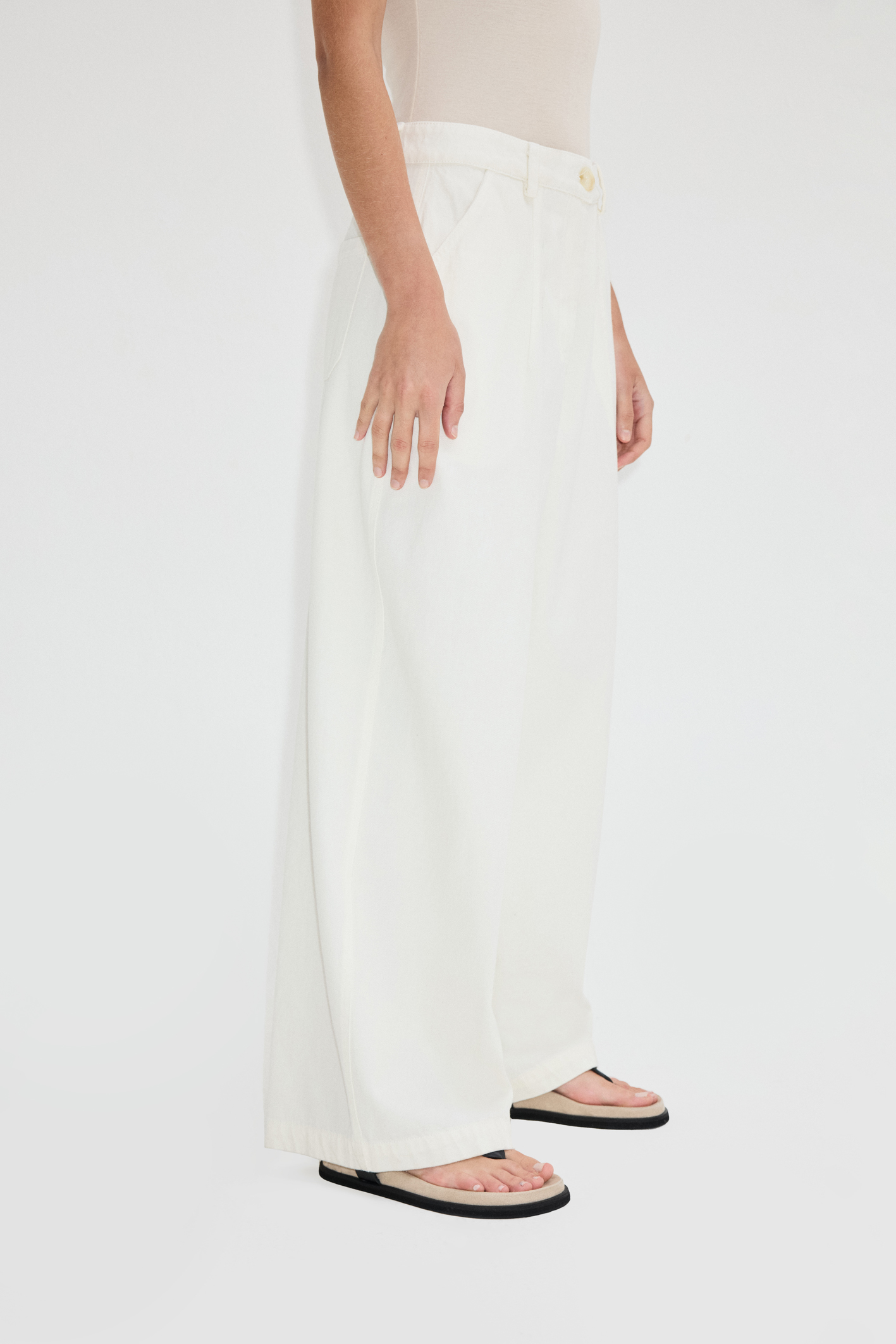 awada_pantalon-trelew_54-27-2024__picture-53571