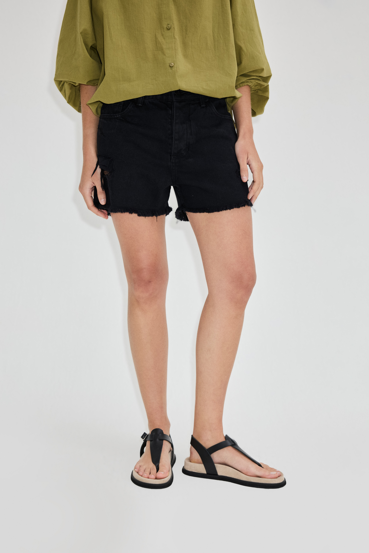 awada_short-holbox-black_56-27-2024__picture-53635