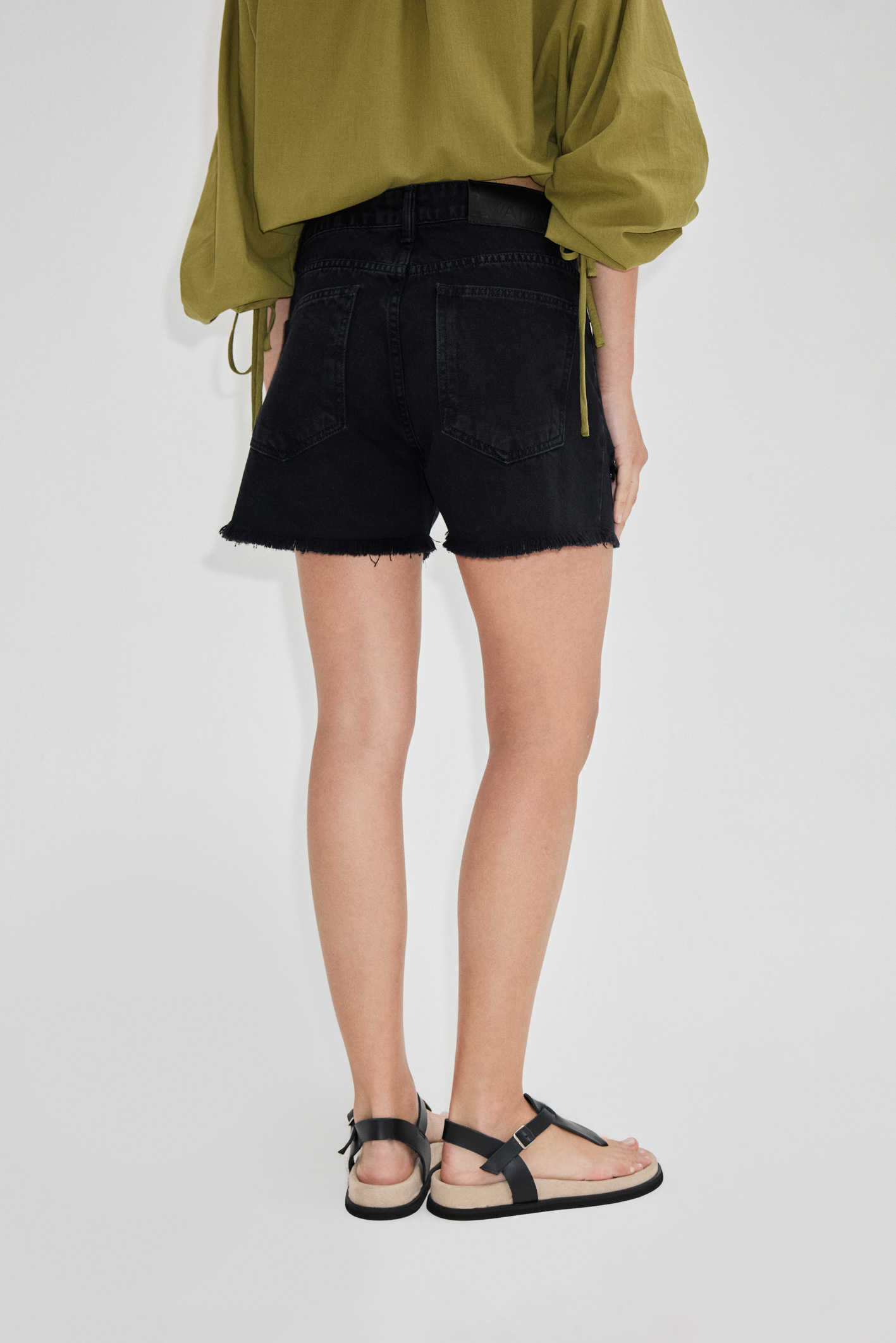 awada_short-holbox-black_56-27-2024__picture-53637