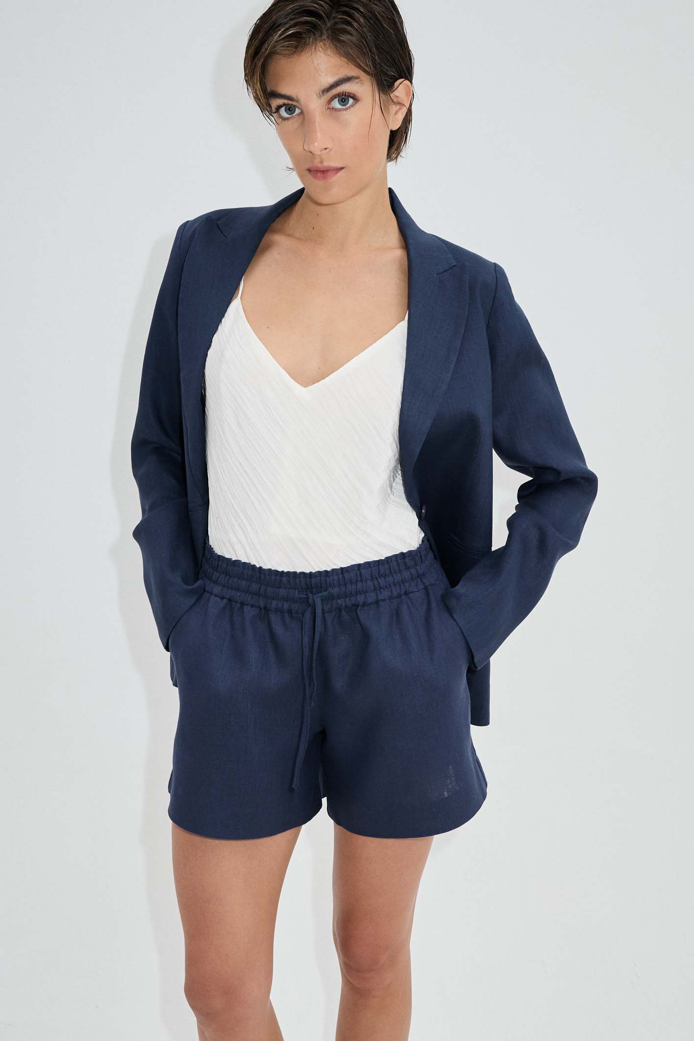 awada_short-bogota_56-27-2024__picture-53654