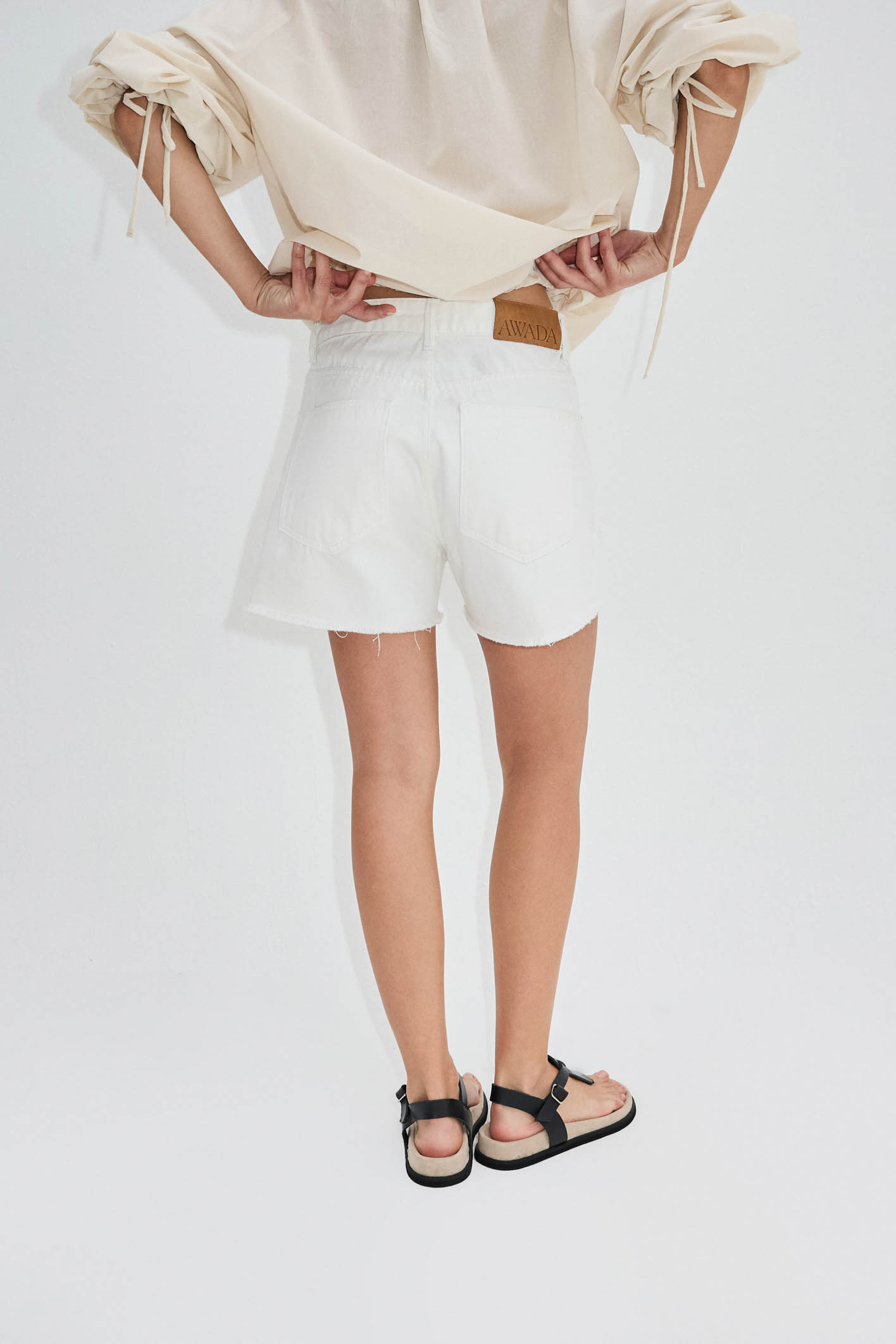awada_short-holbox-white_56-27-2024__picture-53754