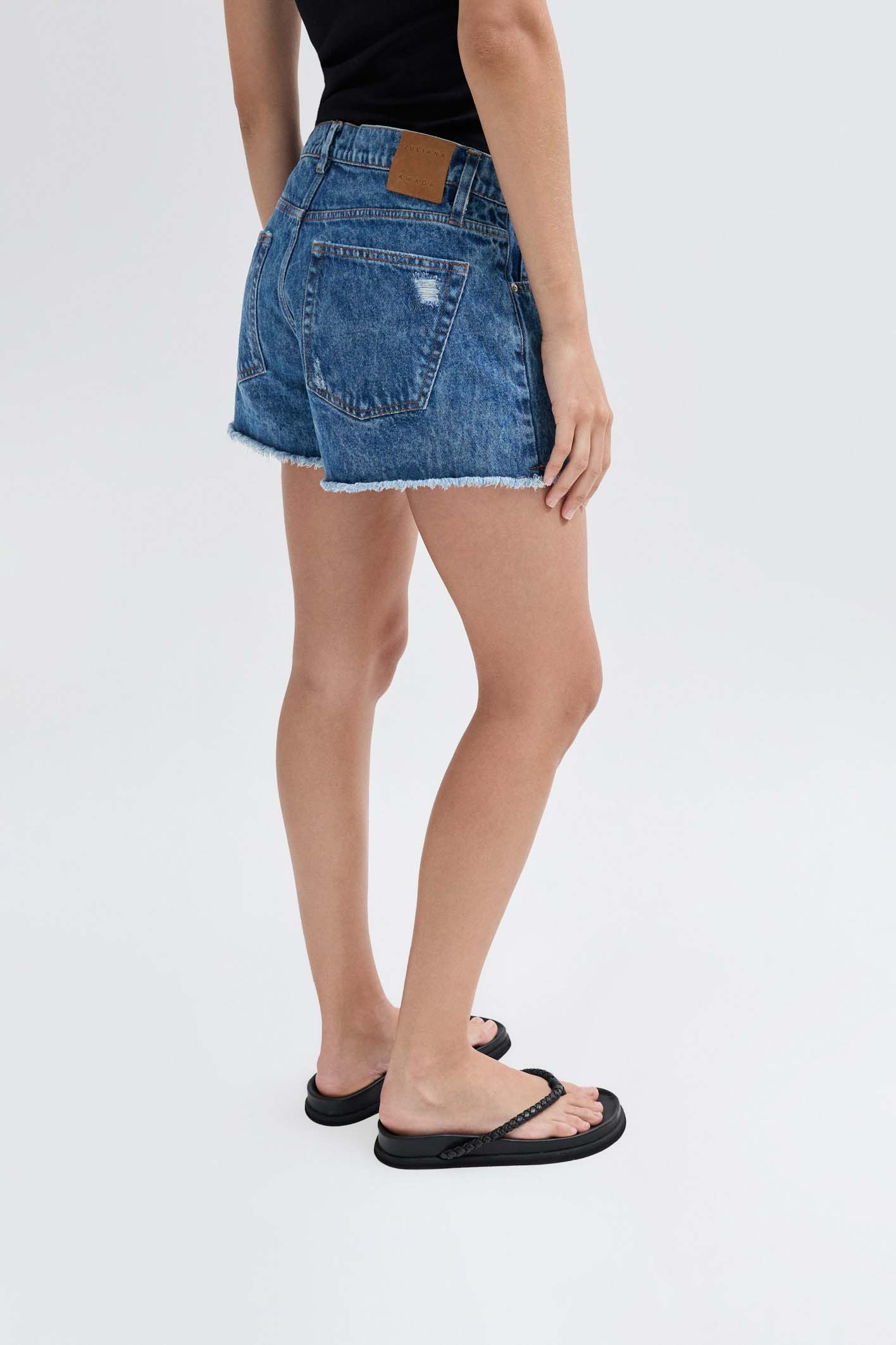 awada_short-high-blue_56-27-2024__picture-54057