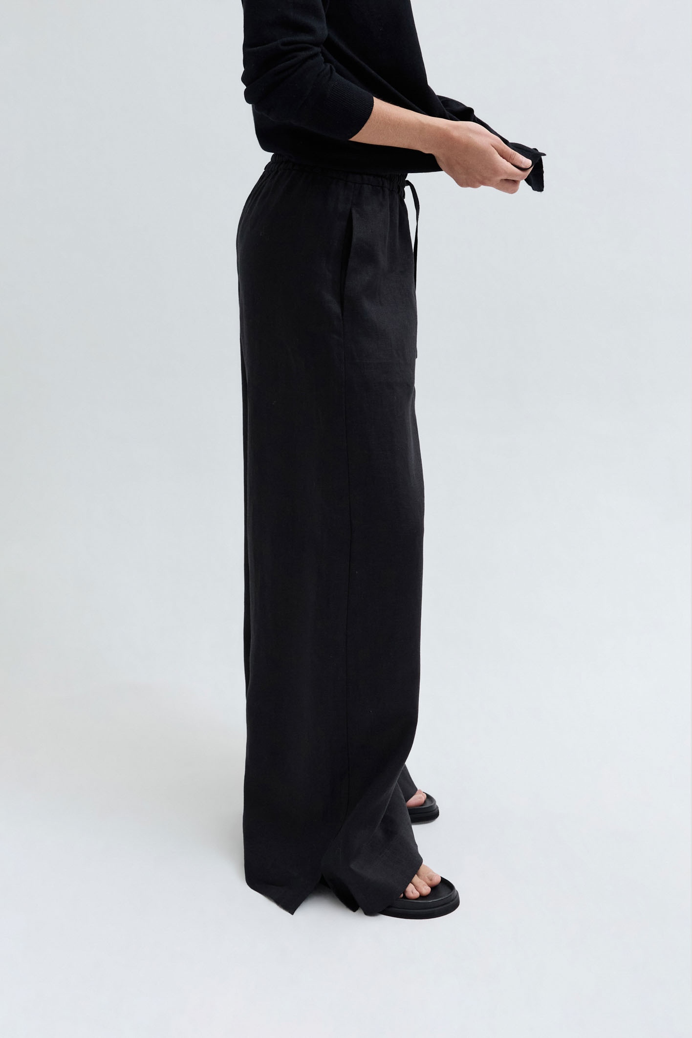 awada_pantalon-pijamero-lino_54-27-2024__picture-54076