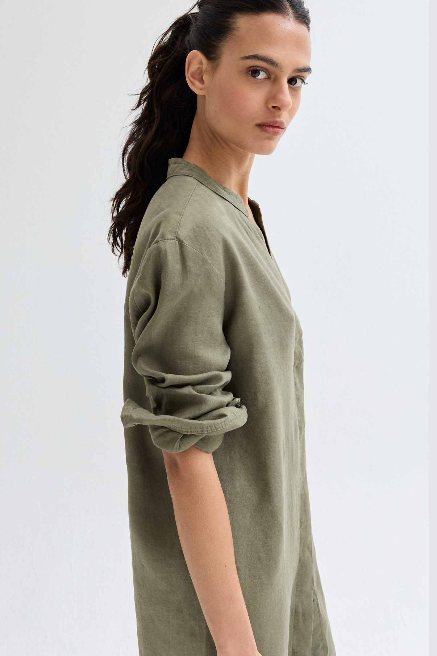 awada_tunica-de-lino_29-03-2025__picture-54085