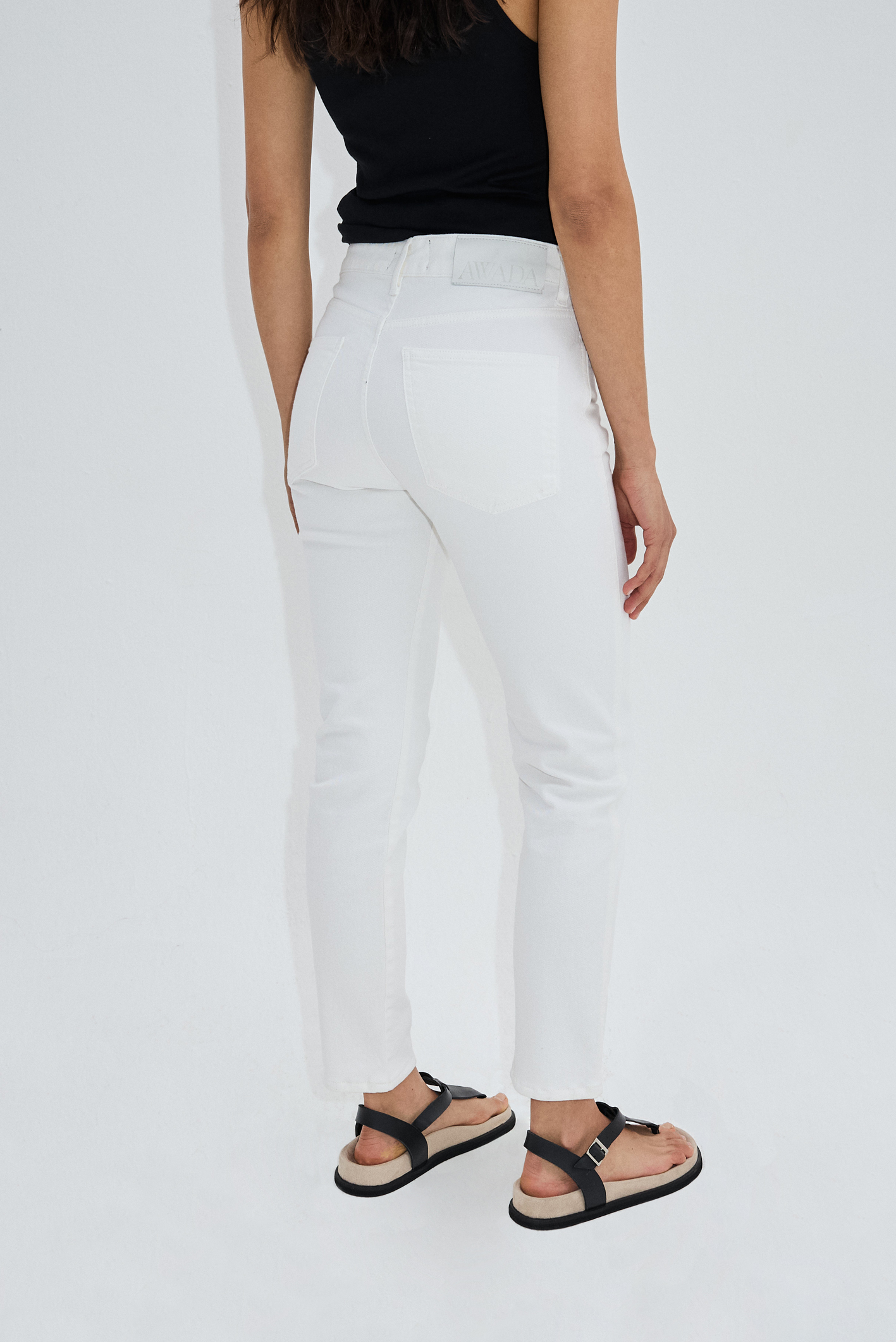 awada_jean-puelo-off-white_52-27-2024__picture-54708