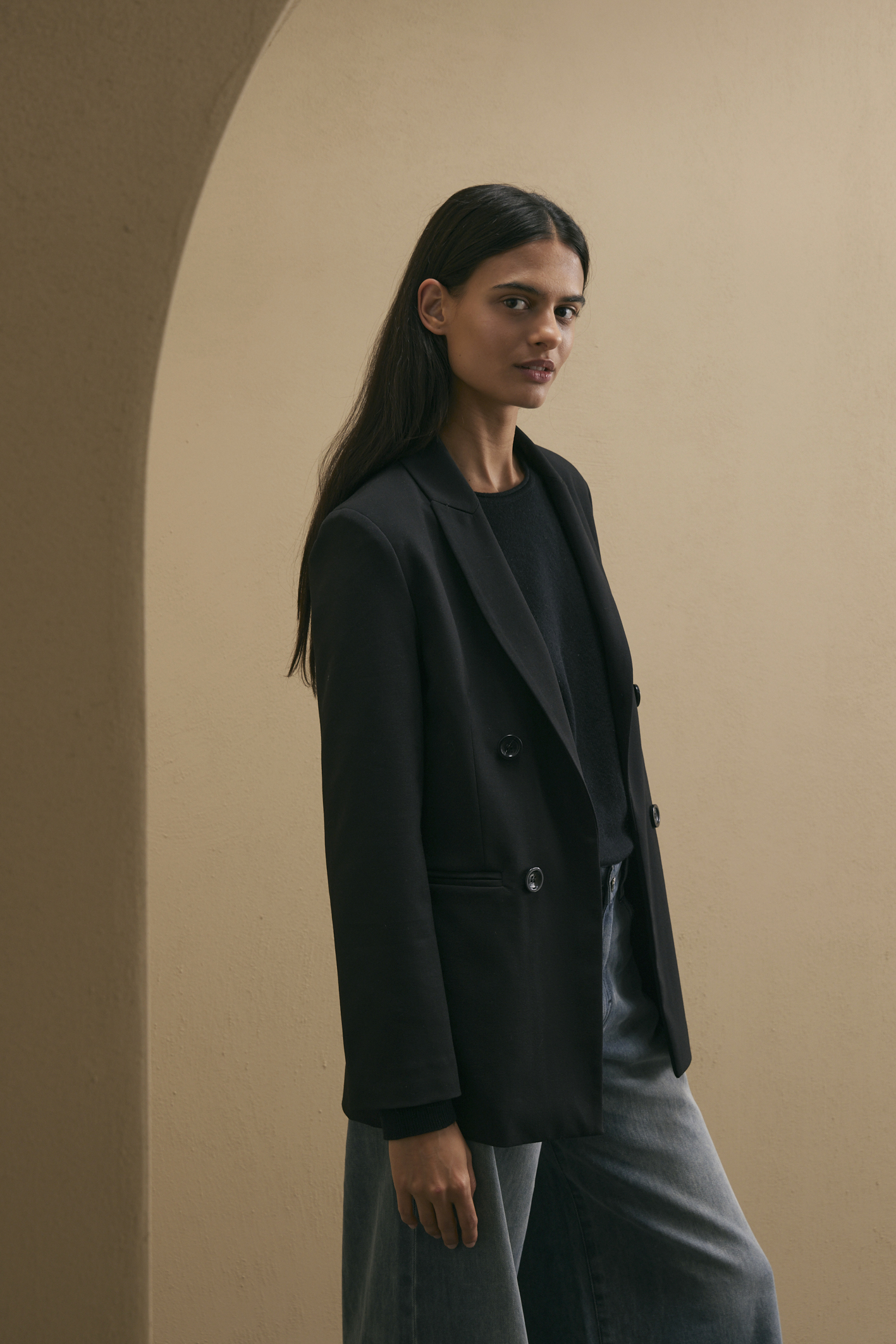 awada_blazer-sastrero_09-30-2025__picture-56520