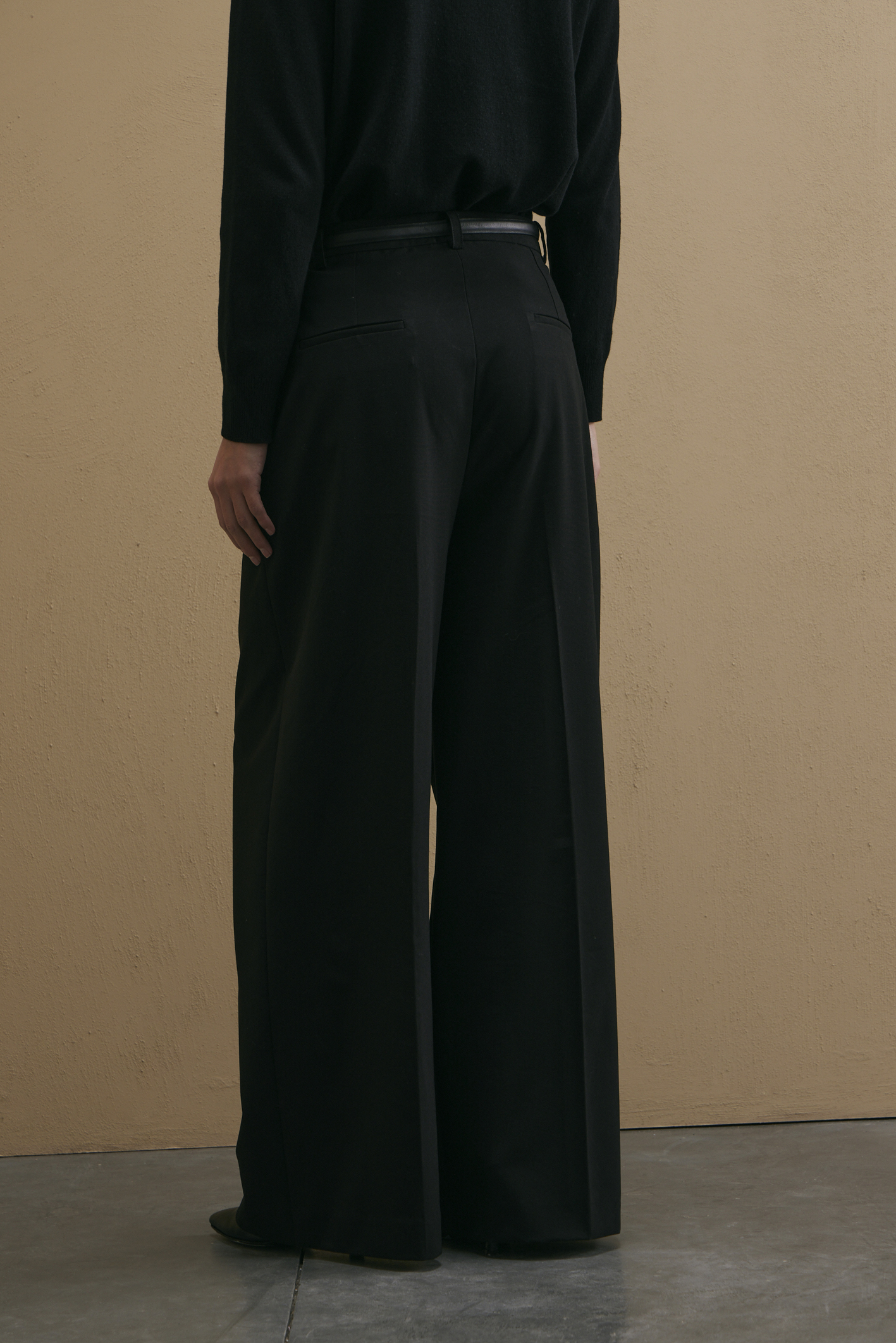 awada_pantalon-sastrero_33-11-2025__picture-56527