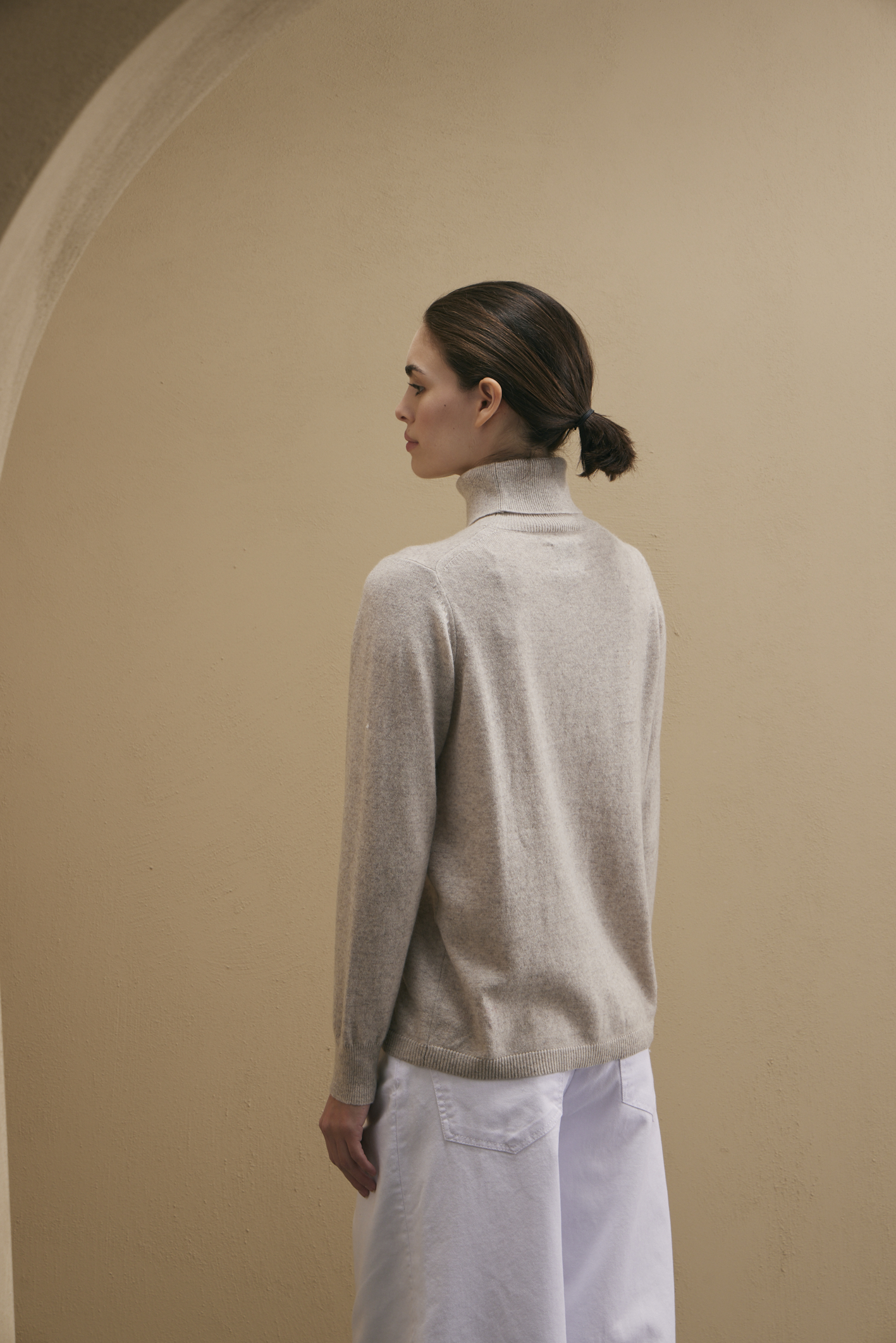 awada_sweater-cashmere-polera_04-30-2025__picture-56695