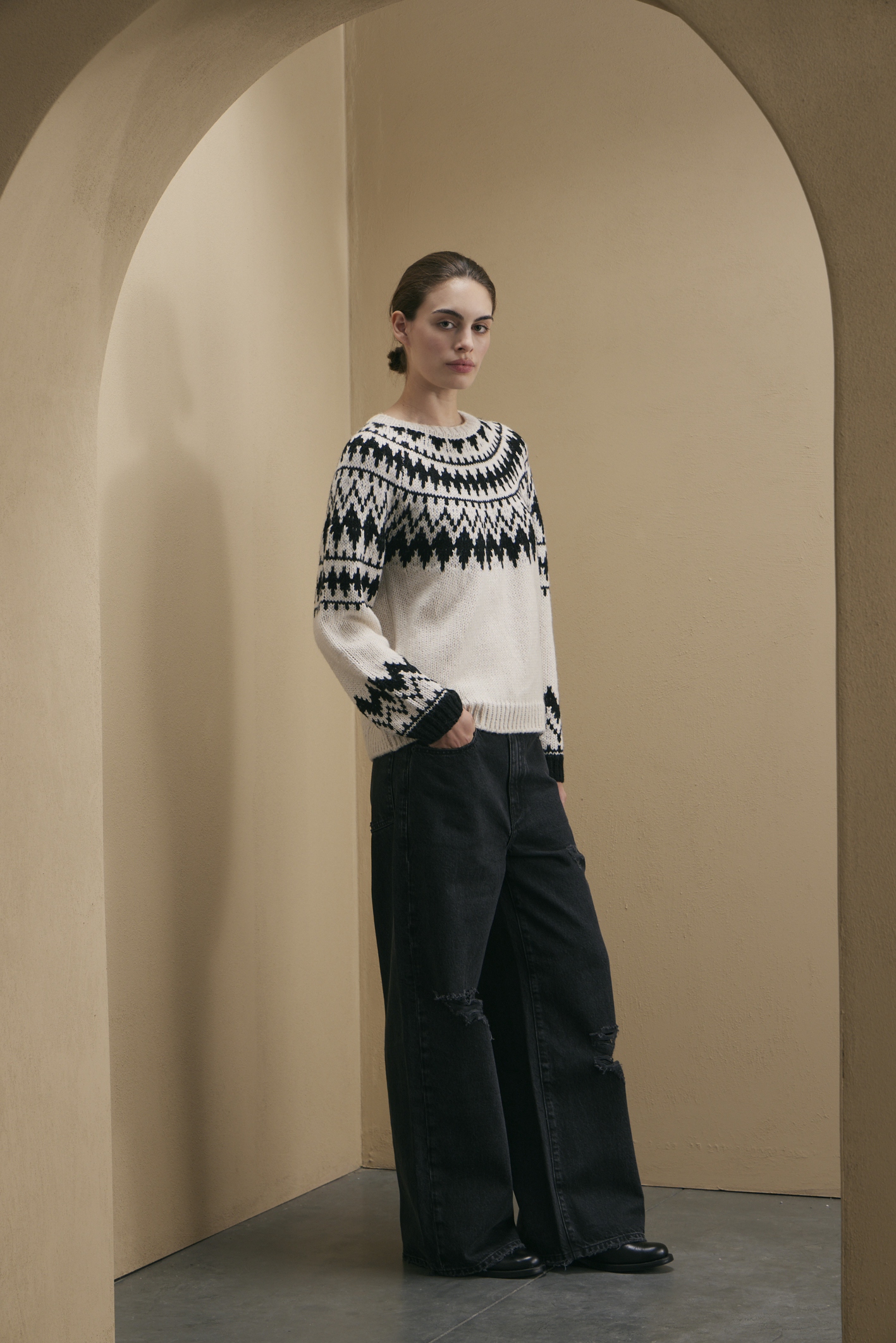 awada_sweater-jacquard-redondo_04-30-2025__picture-56704