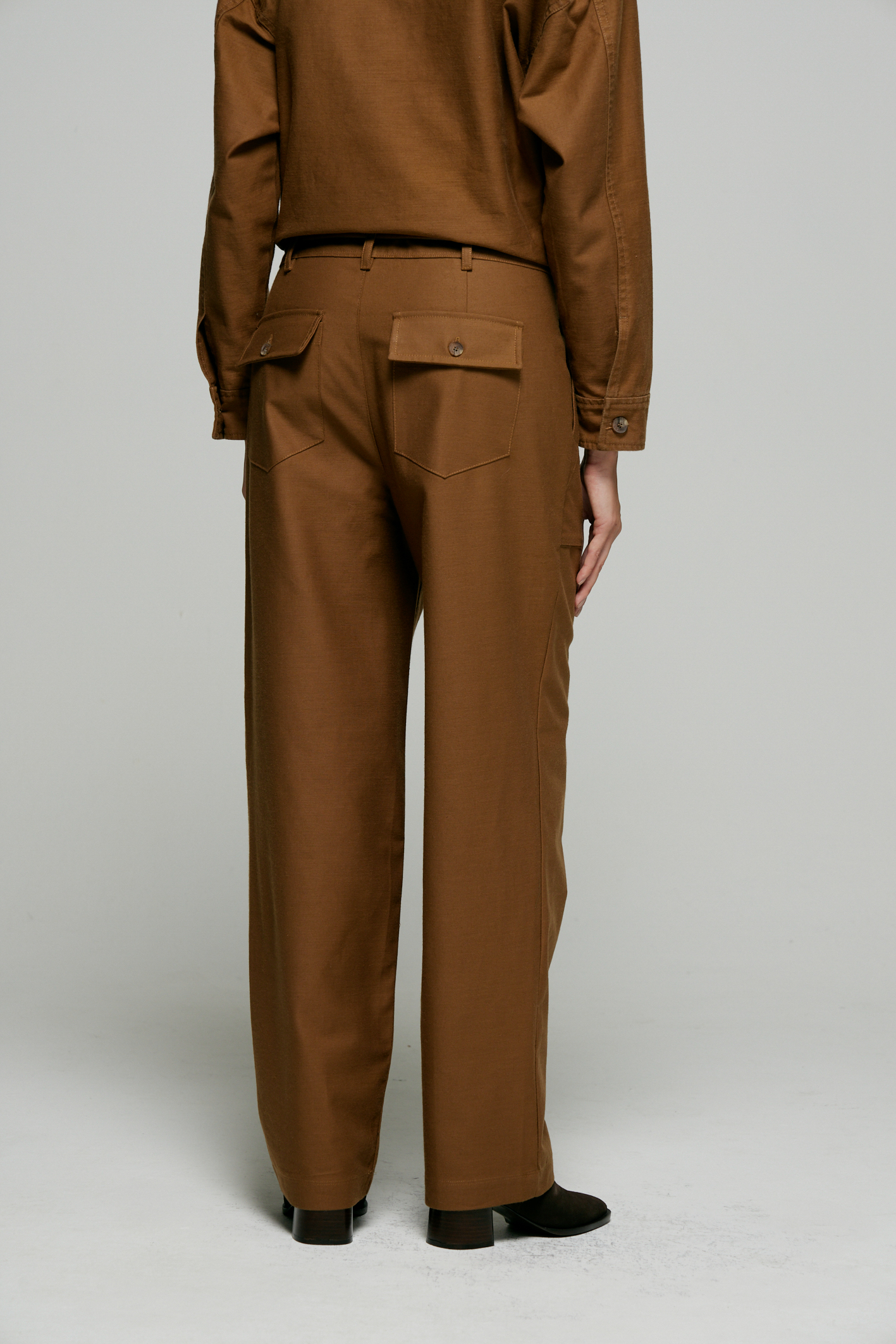 awada_pantalon-florida_29-10-2025__picture-56752