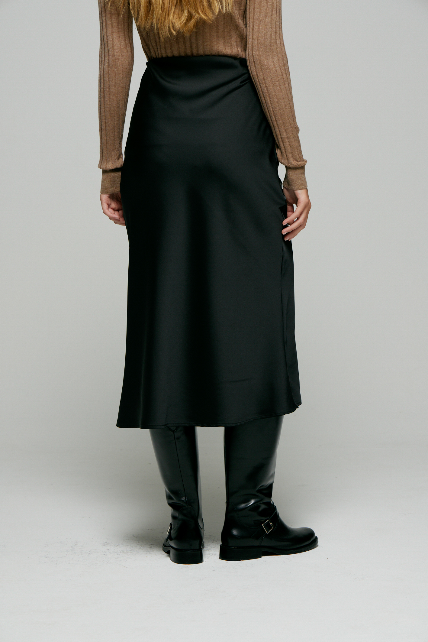 awada_falda-habana_42-28-2025__picture-56807