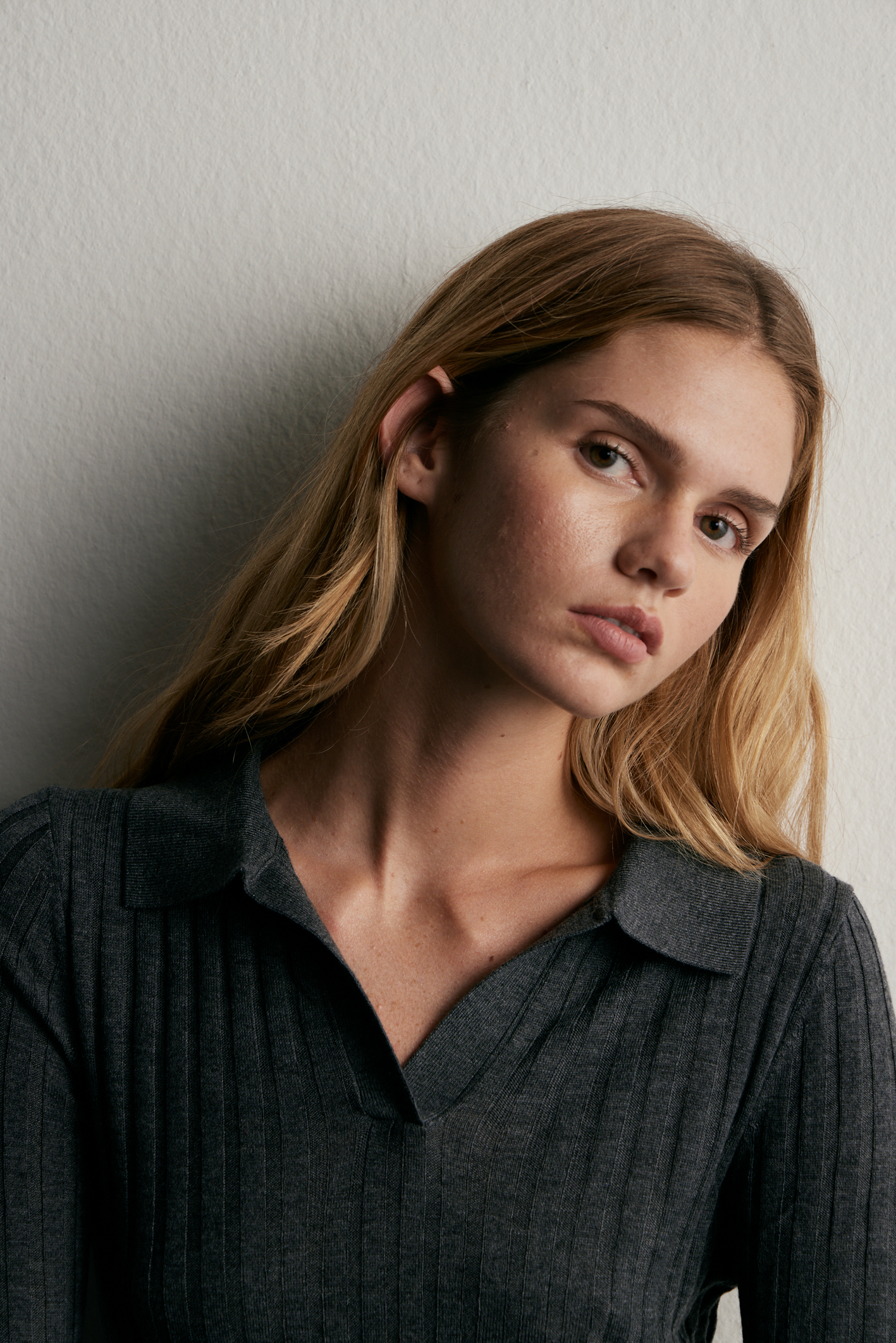 awada_sweater-misuri_13-06-2025__picture-57014
