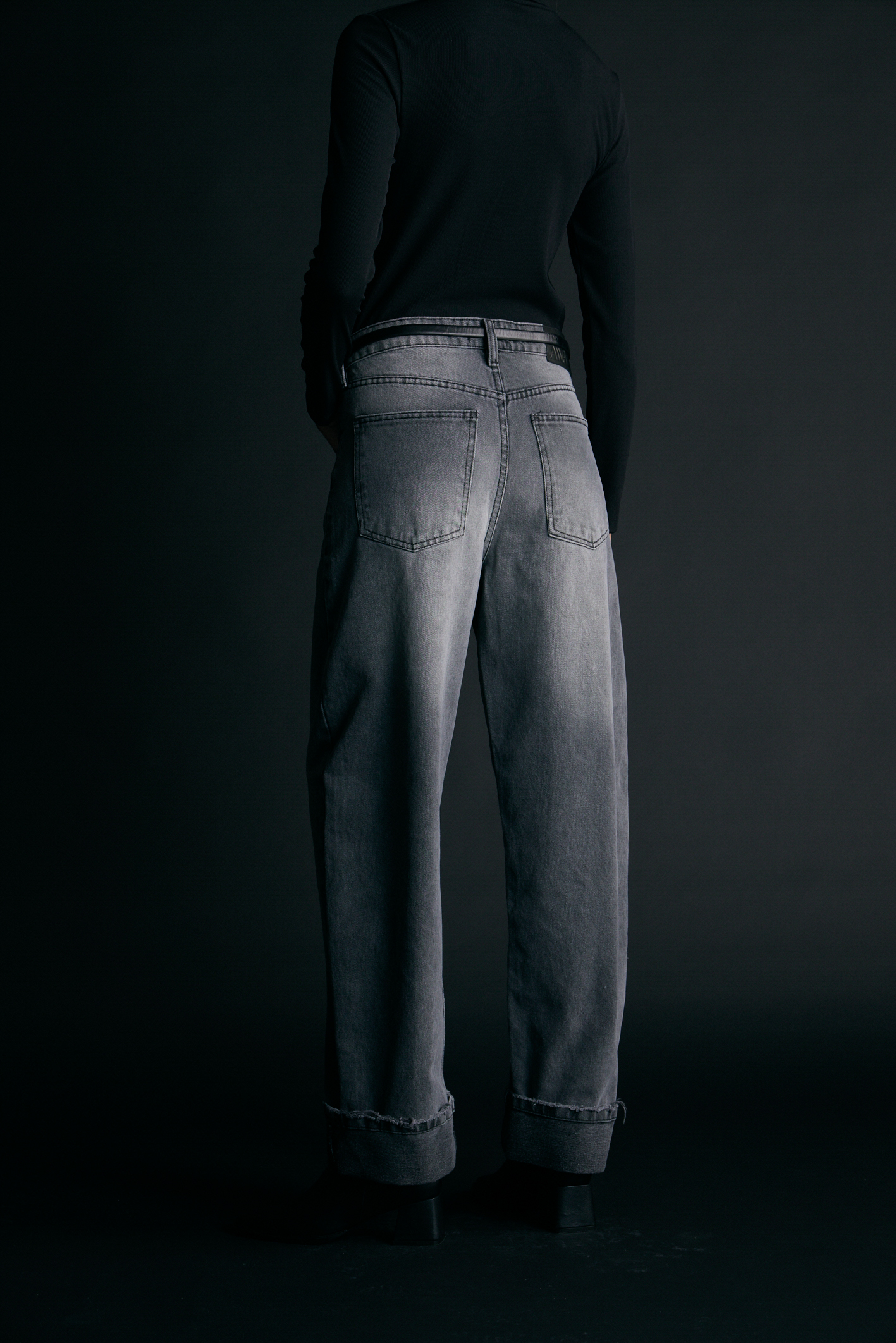 awada_jean-santa-clarita-black_18-26-2025__picture-57058