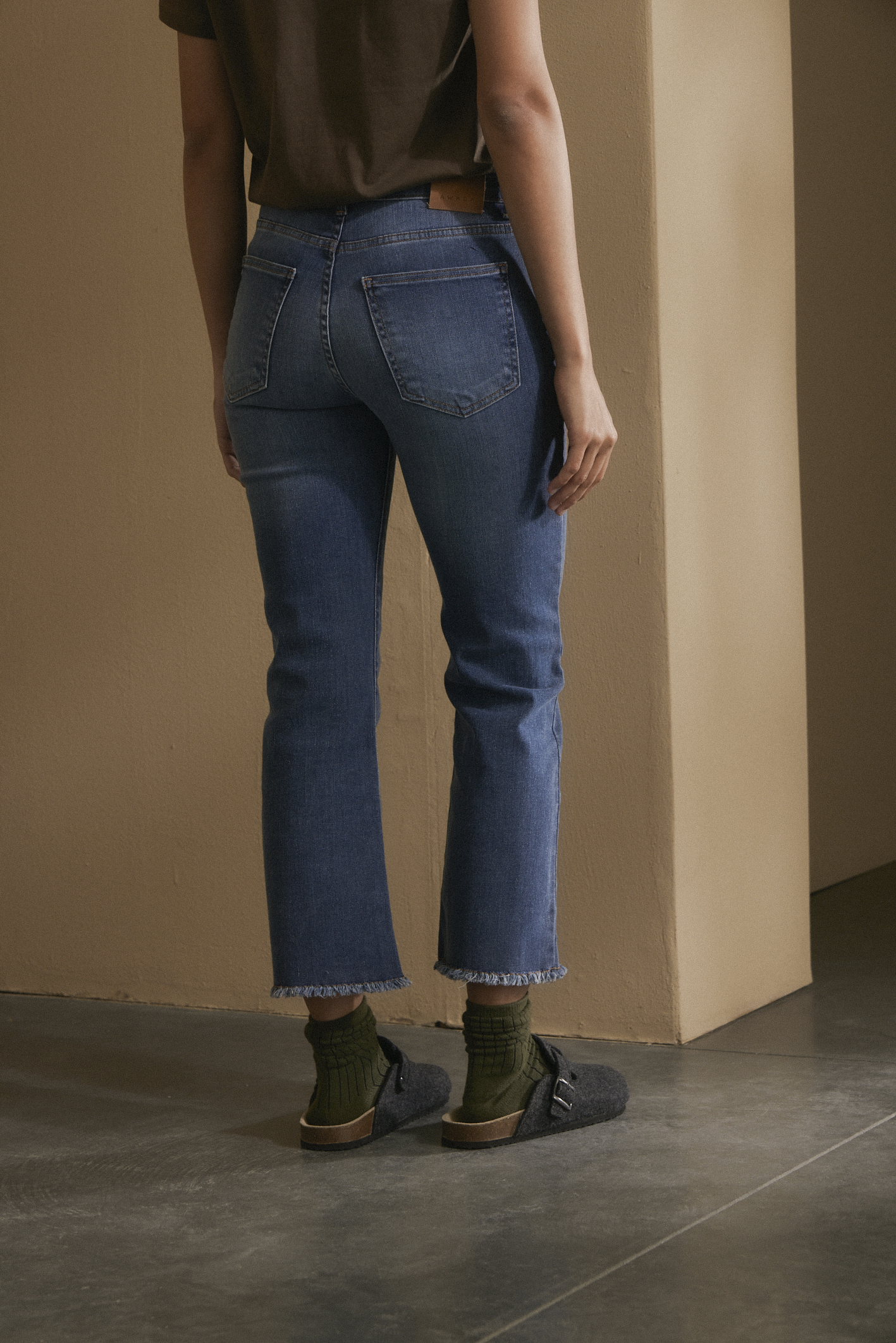 awada_jean-bootcut-blue_57-10-2025__picture-57257