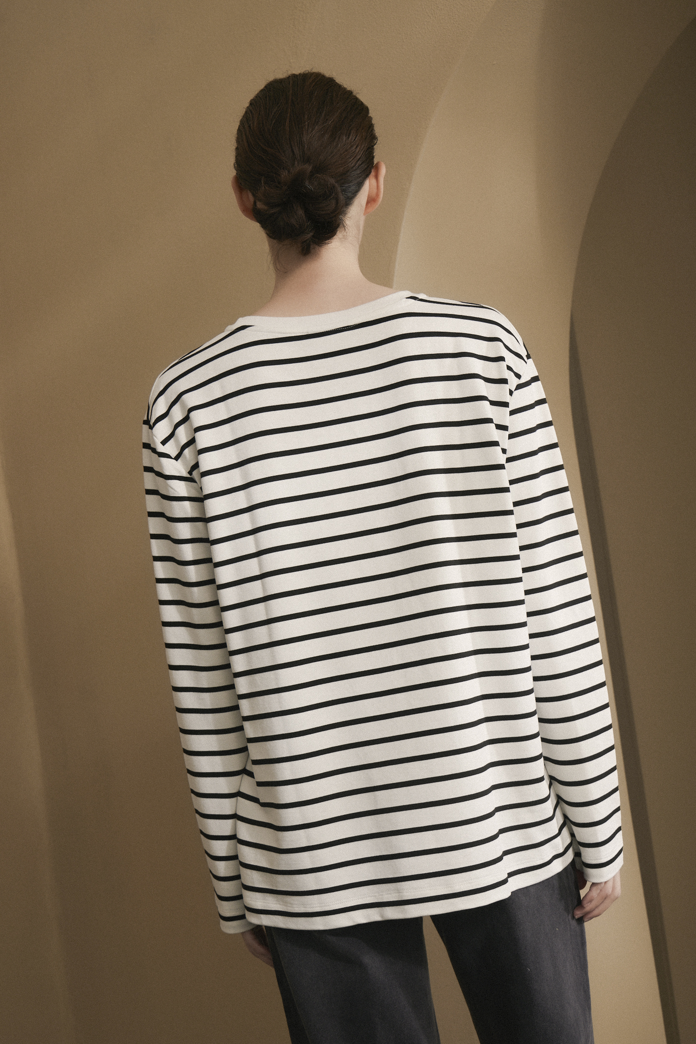 awada_remera-rayada_33-26-2025__picture-57292