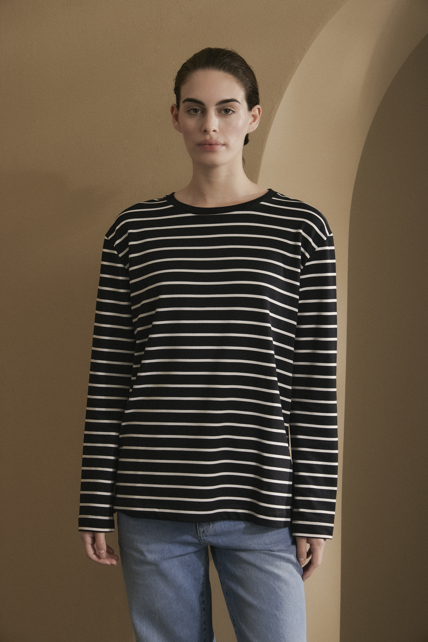 awada_remera-rayada_33-26-2025__picture-57296