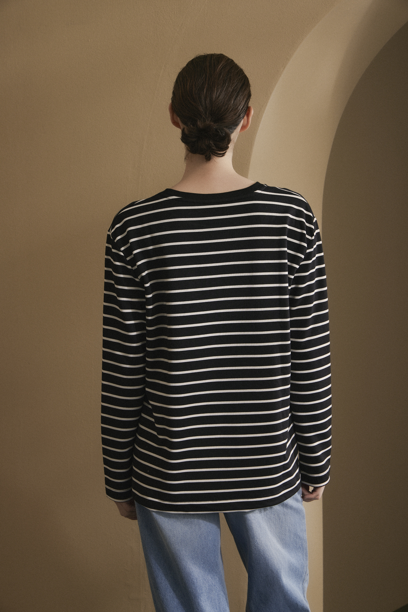 awada_remera-rayada_33-26-2025__picture-57297