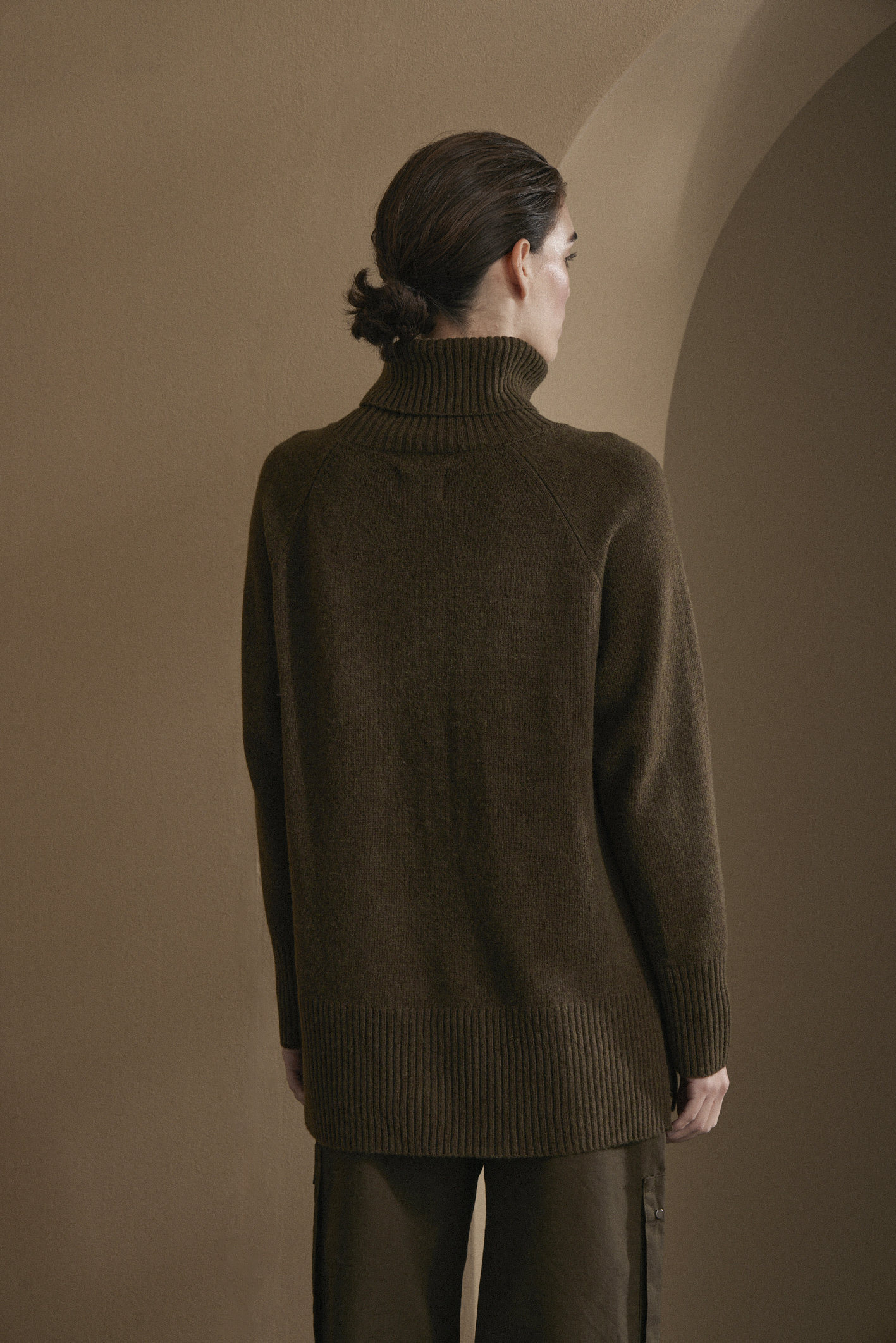 awada_sweater-polera-larga_32-26-2025__picture-57319