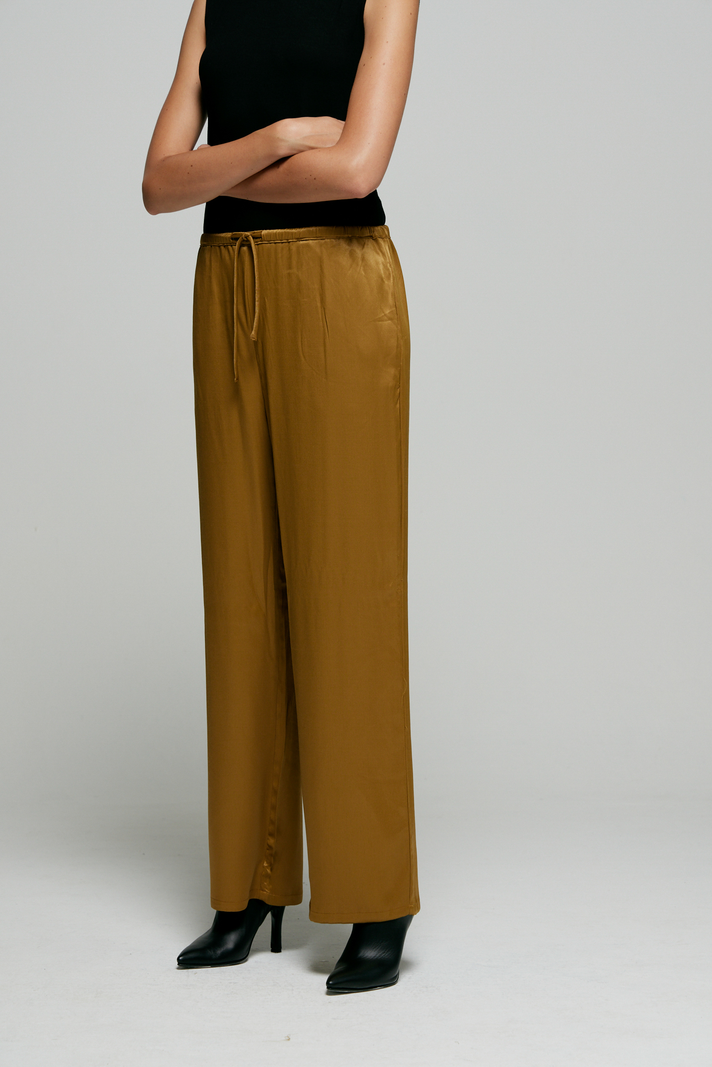 awada_pantalon-las-vegas_03-16-2025__picture-57774