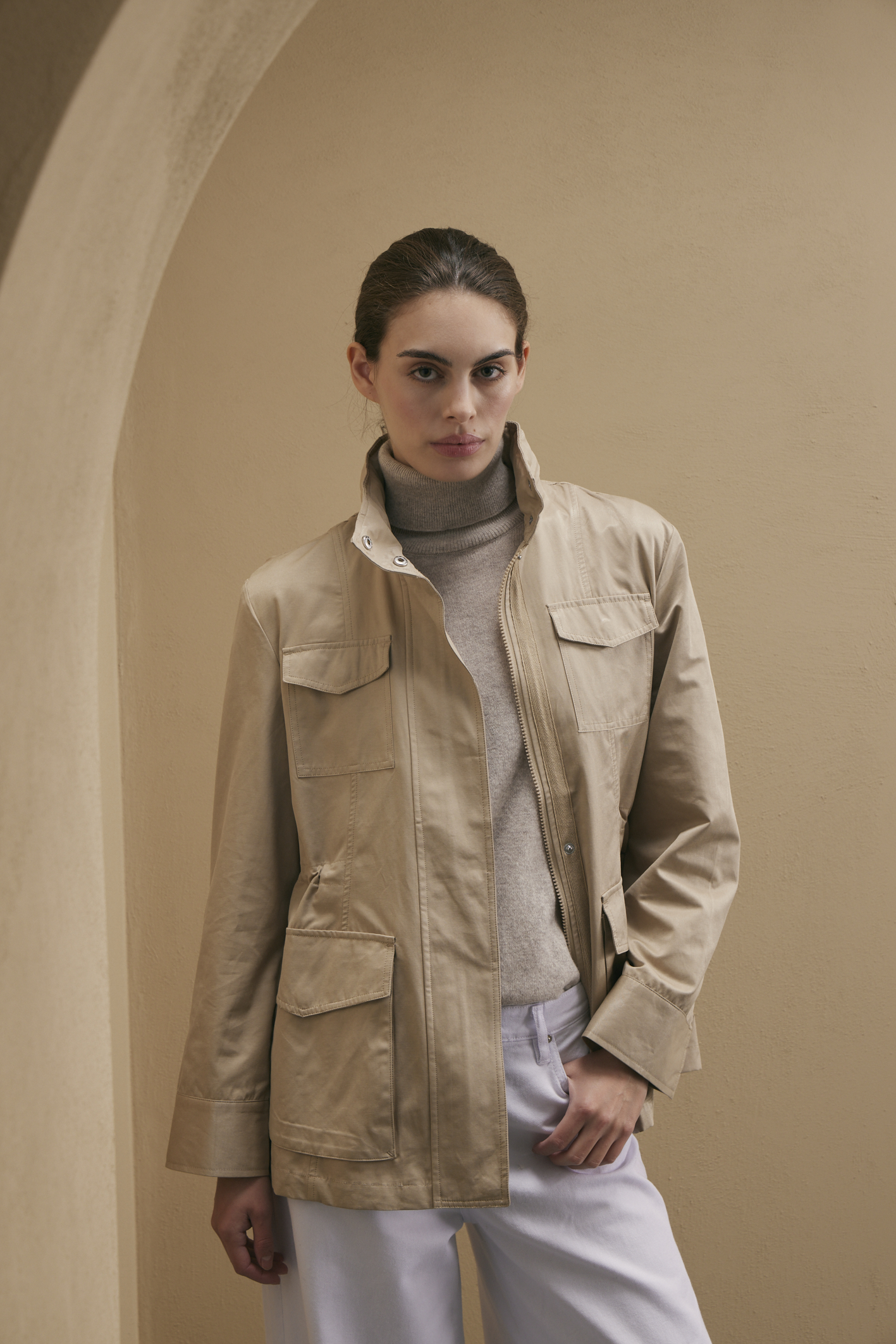 awada_campera-gabardina_51-27-2024__picture-57947