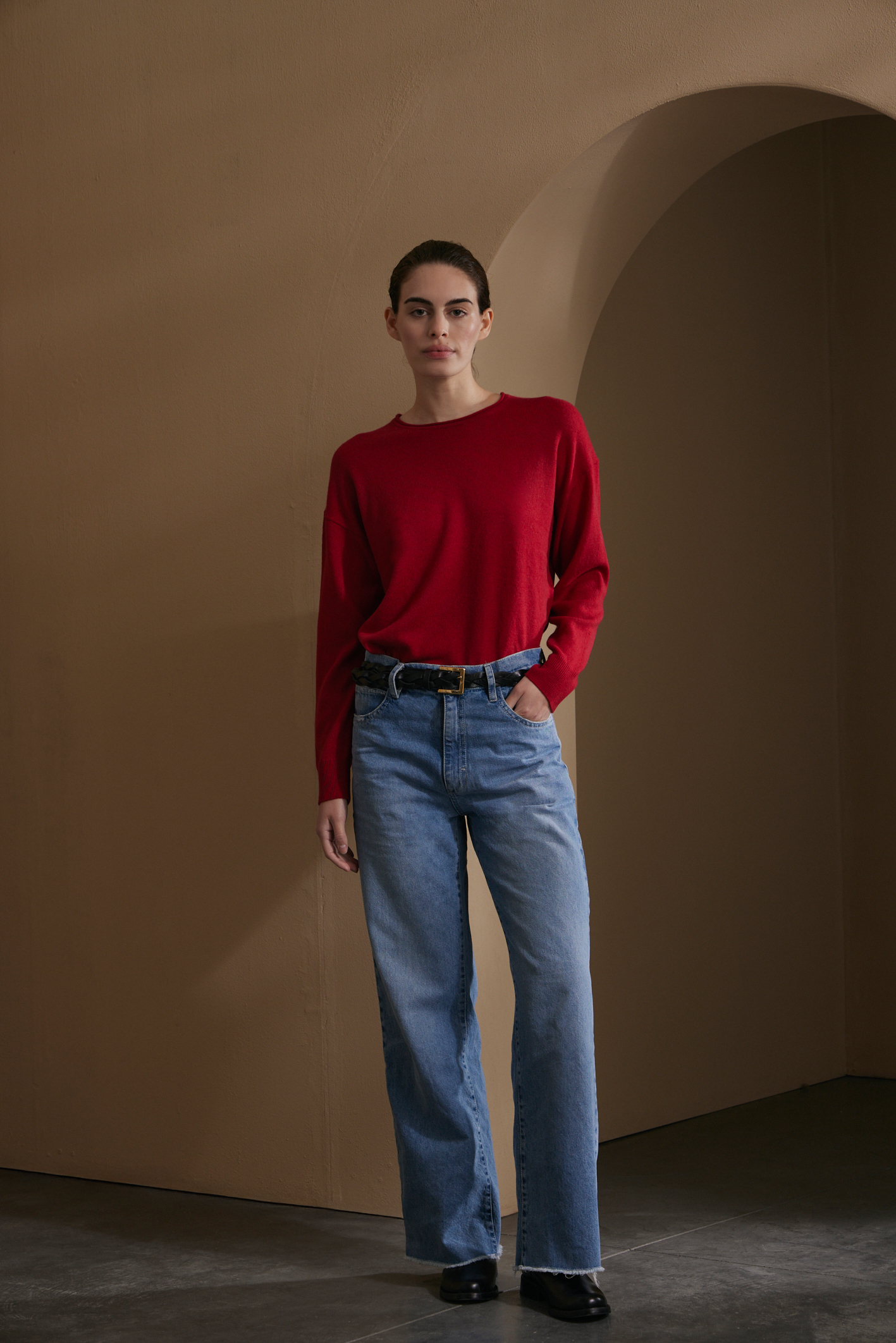 awada_sweater-cashmere-redondo_27-27-2025__picture-58002