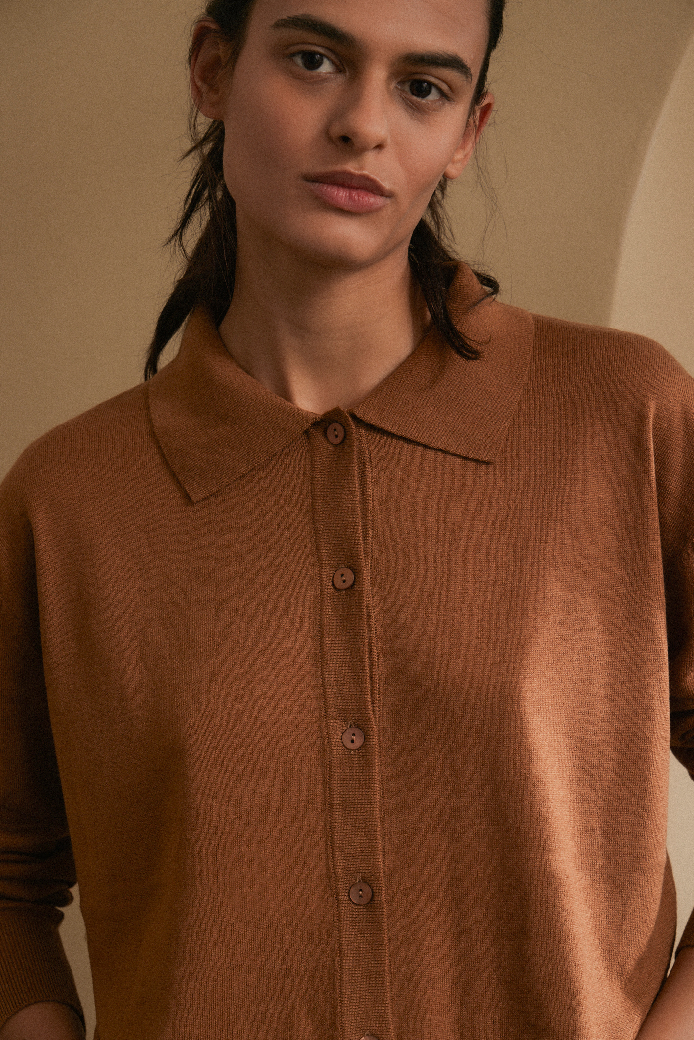 awada_cardigan-cuello-polo_59-27-2025__picture-58007
