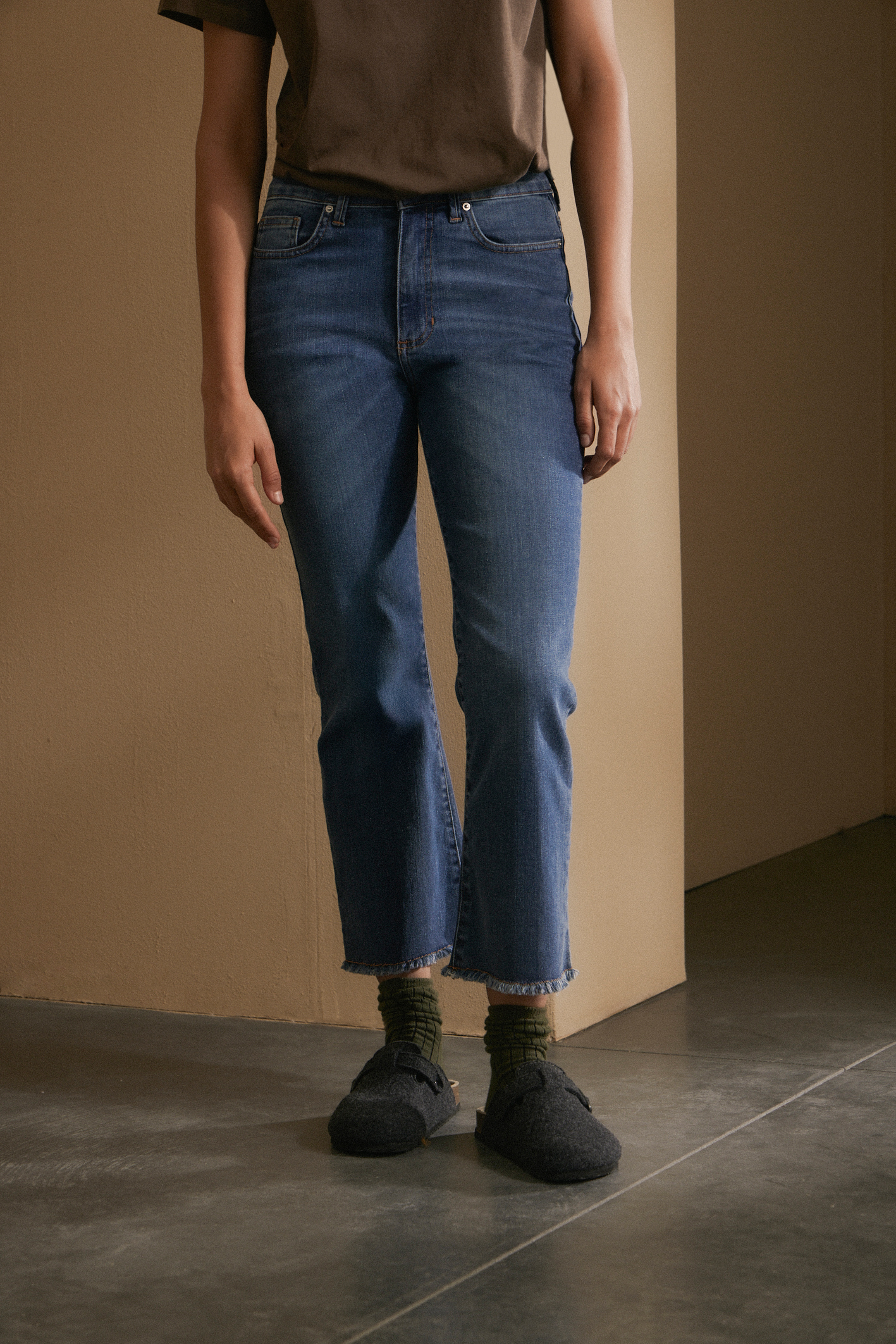 awada_jean-bootcut-blue_57-10-2025__picture-58021