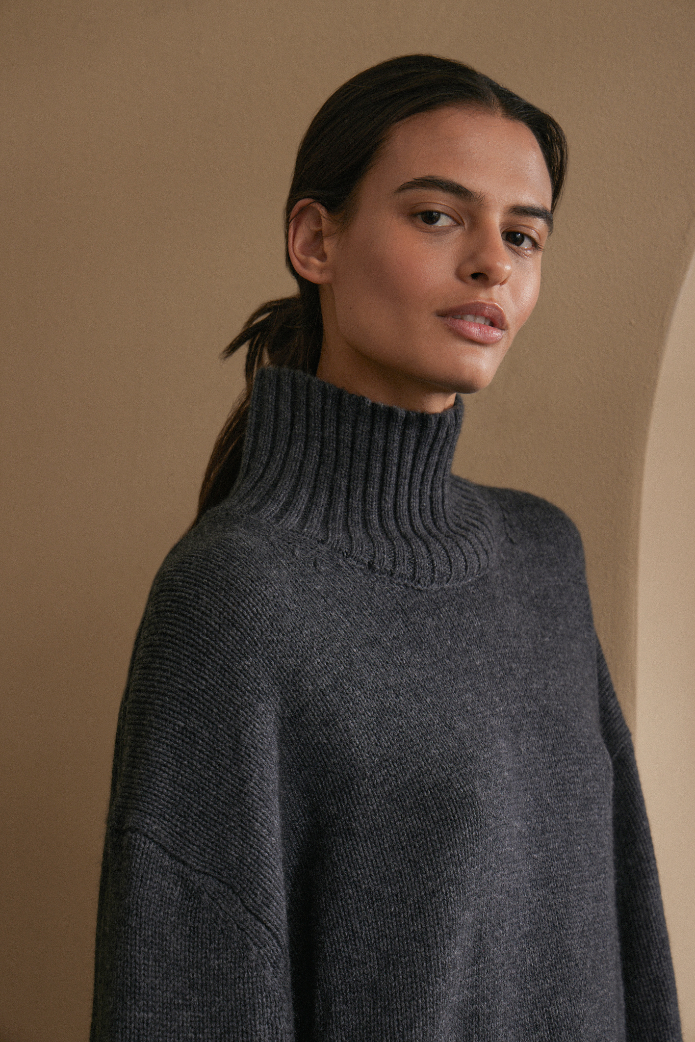 awada_sweater-polera-amplia_06-10-2025__picture-58040