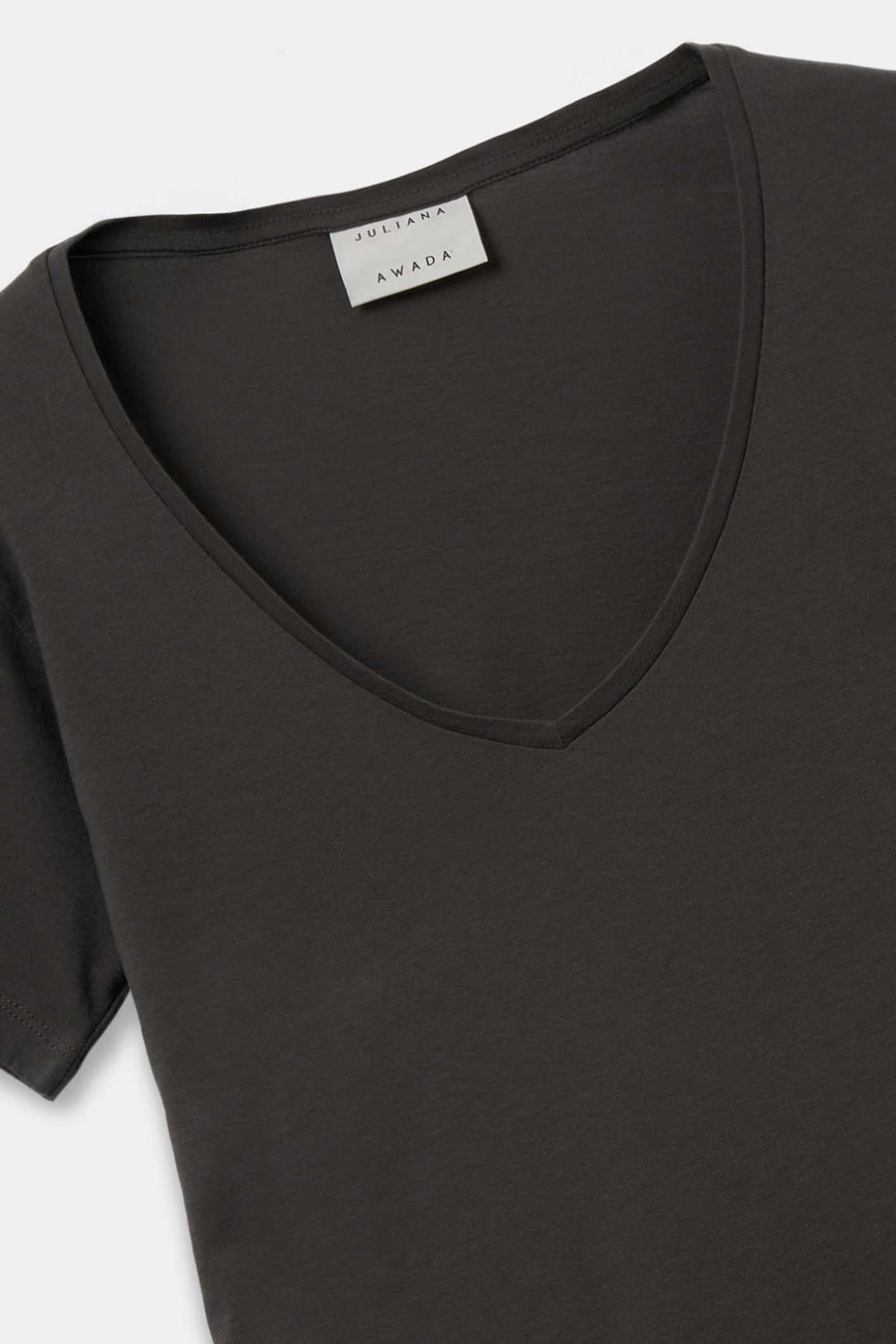 awada_remera-escote-v-pima_21-26-2025__picture-58054