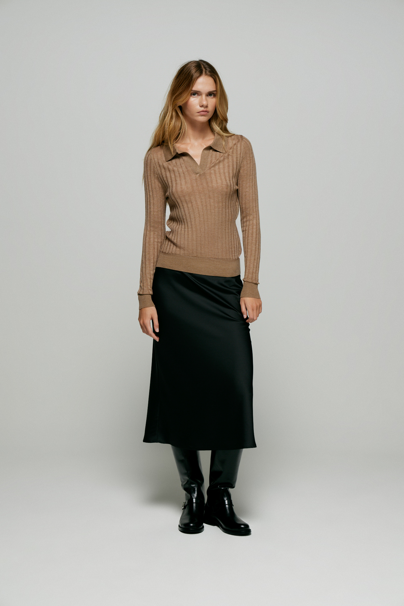 awada_sweater-misuri_13-06-2025__picture-58070