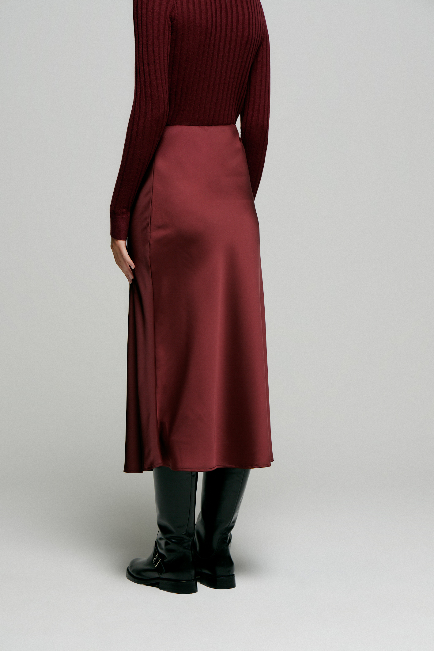 awada_falda-habana_42-28-2025__picture-58200