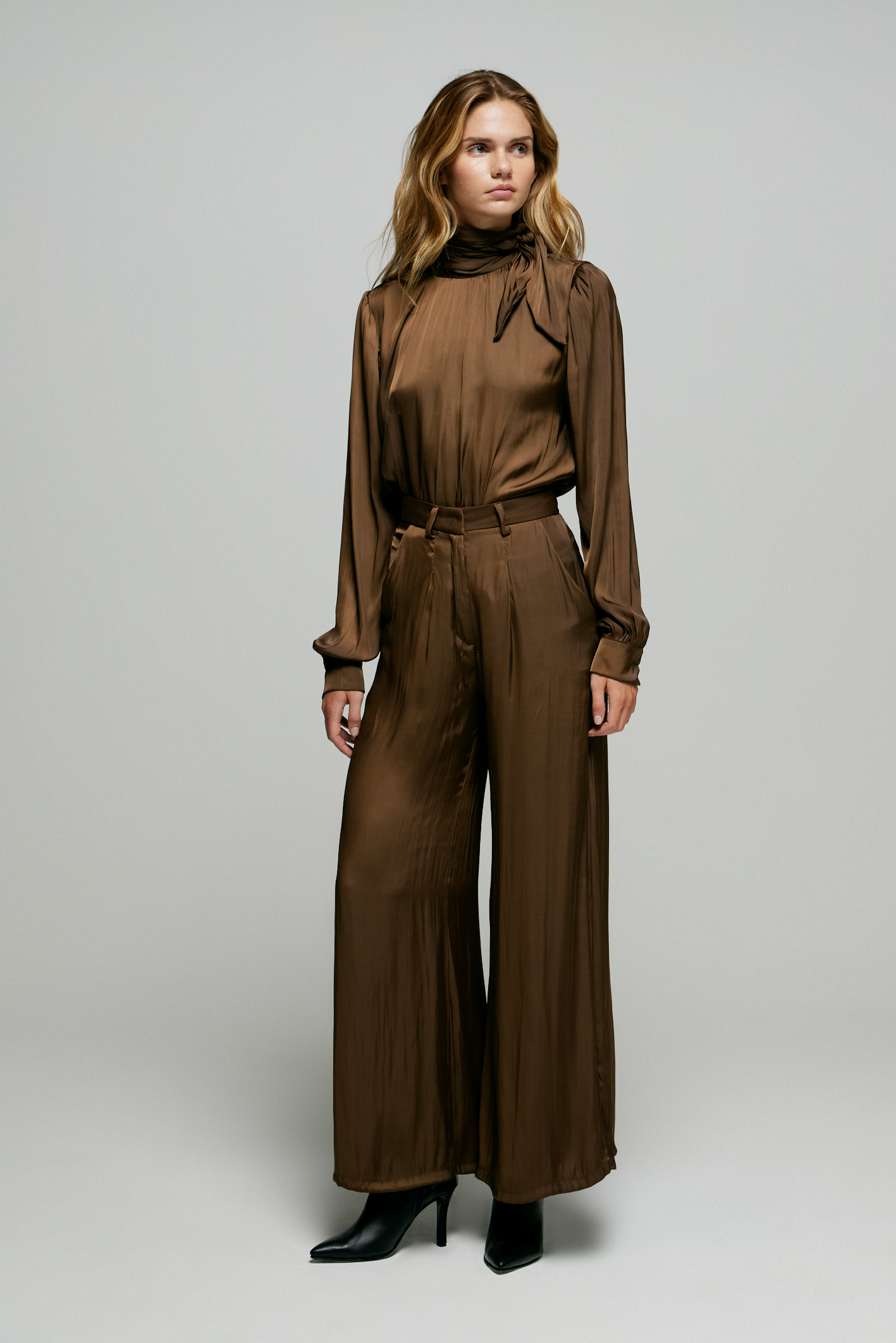 awada_pantalon-tijuana_41-31-2025__picture-58244