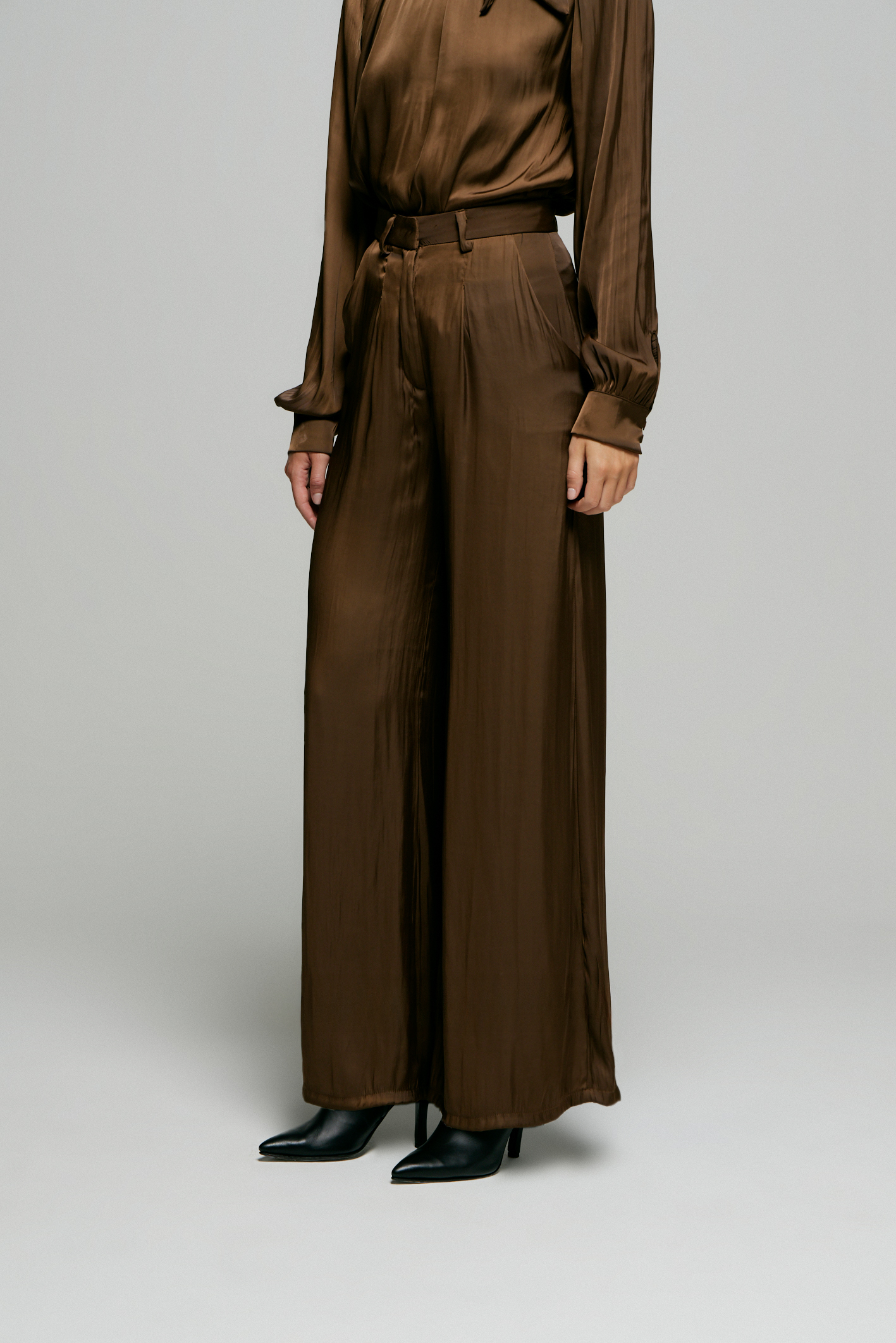 awada_pantalon-tijuana_41-31-2025__picture-58245