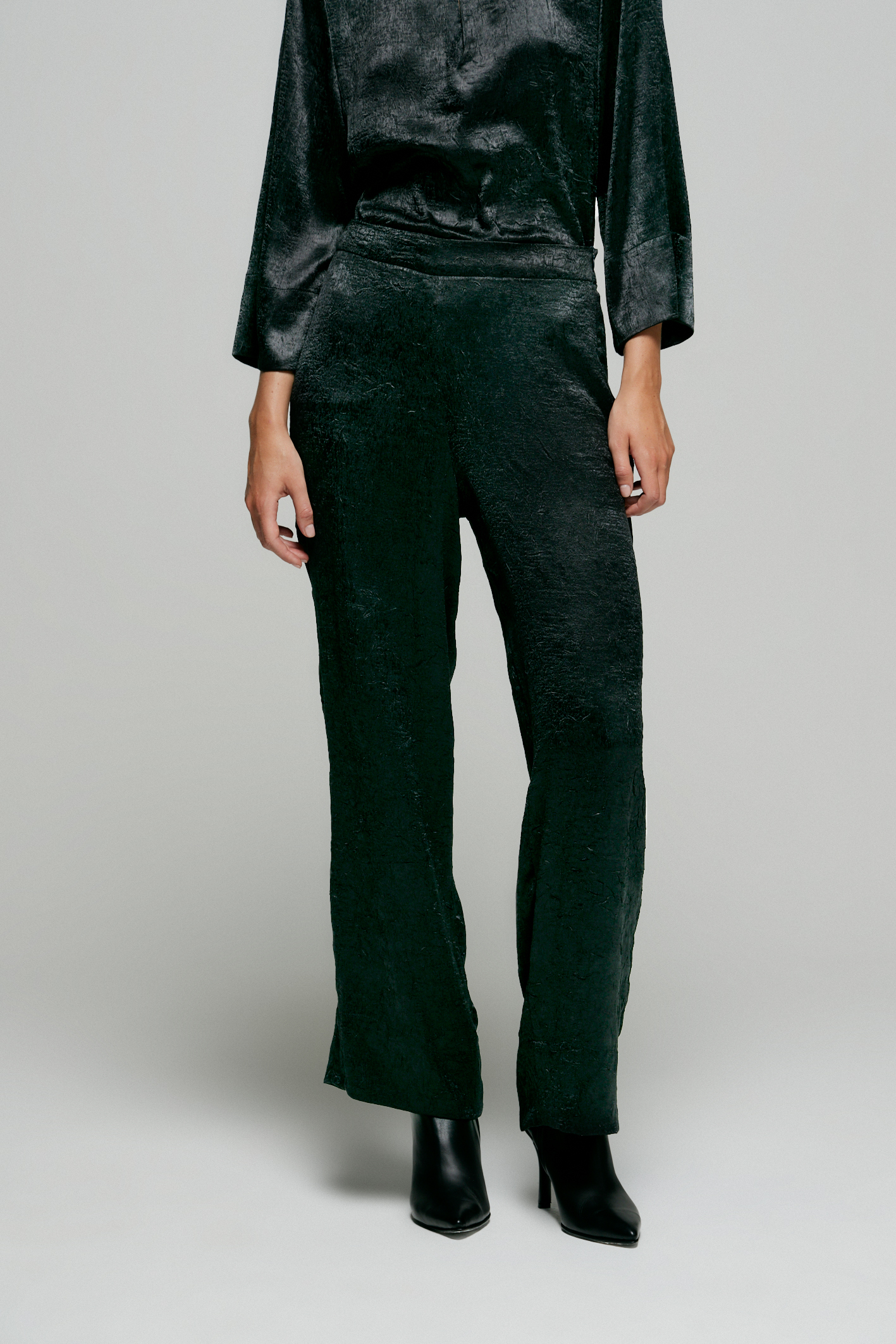 awada_pantalon-arizona_04-16-2025__picture-58252