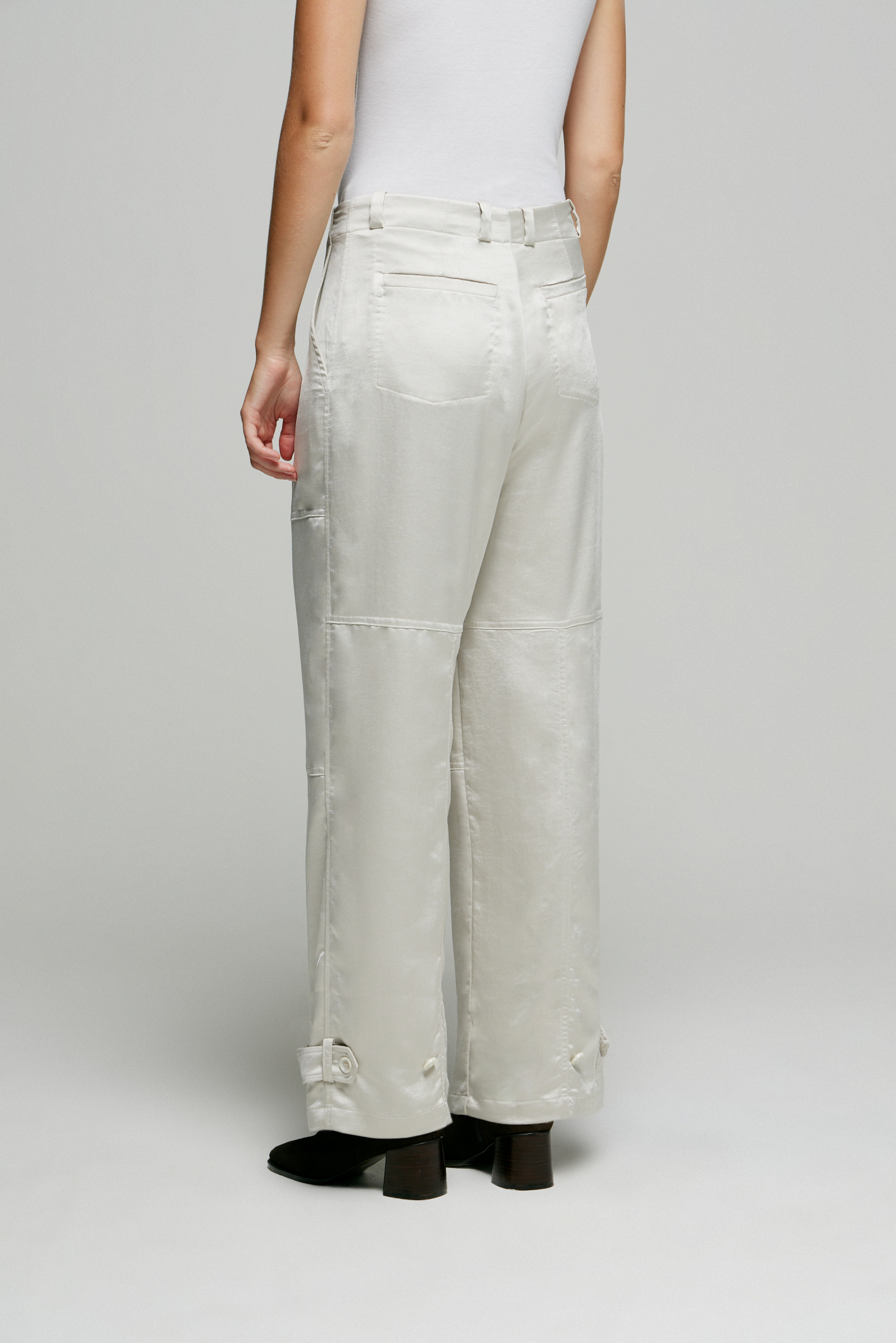 awada_pantalon-misisipi_44-21-2025__picture-58258