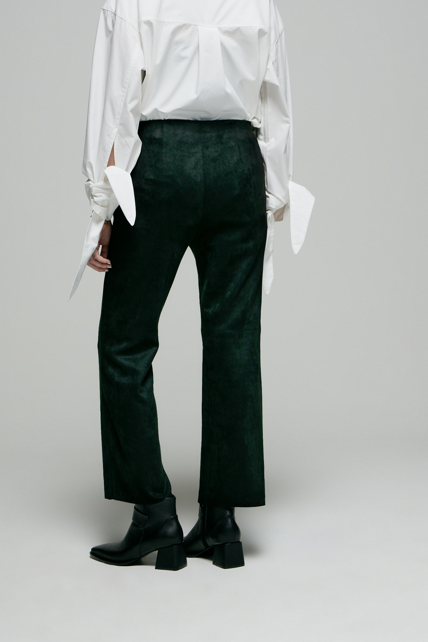 awada_pantalon-ottawa_12-21-2025__picture-58274