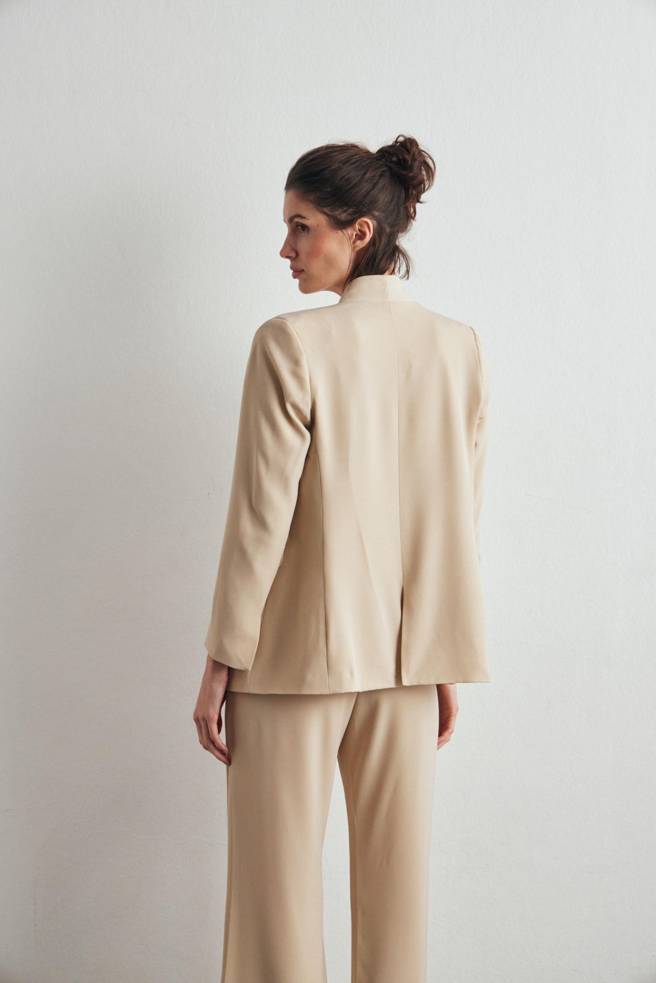 awada_blazer-baeza_40-28-2025__picture-60437