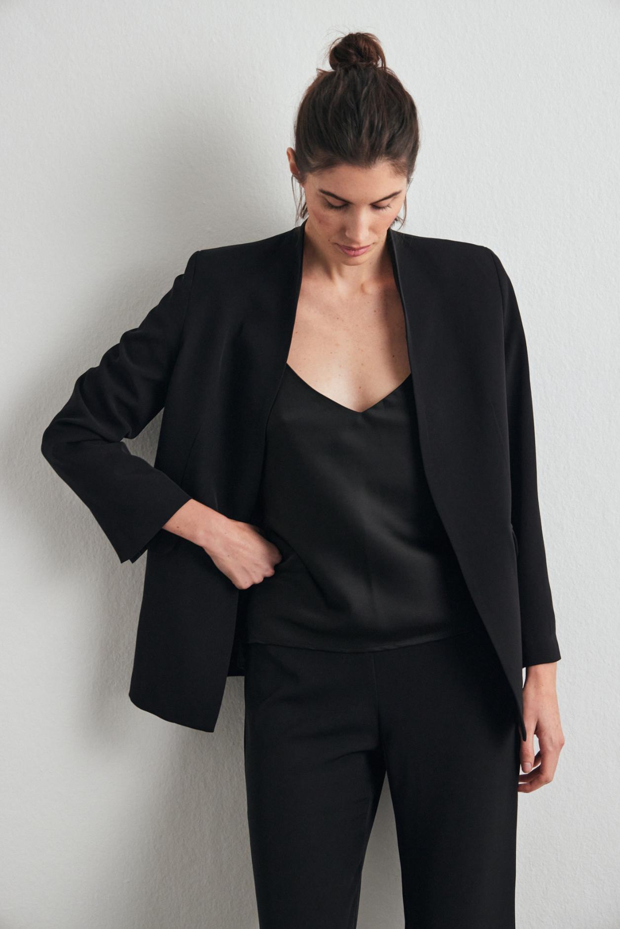 awada_blazer-baeza_40-28-2025__picture-60441