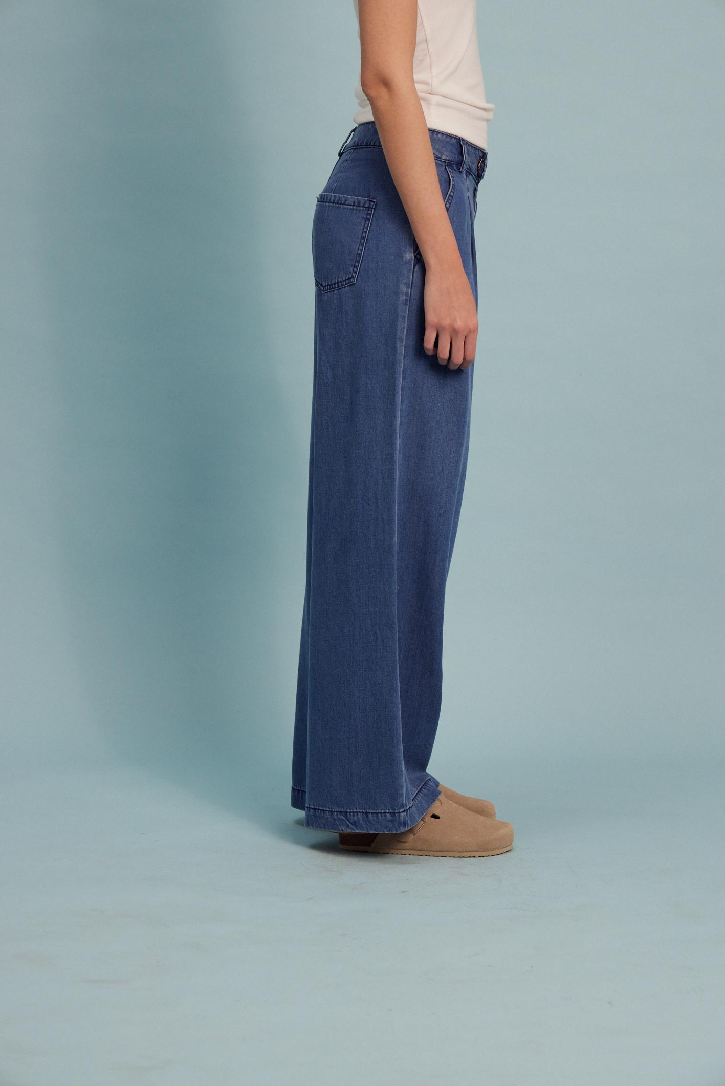 awada_pantalon-loja_12-08-2025__picture-60455