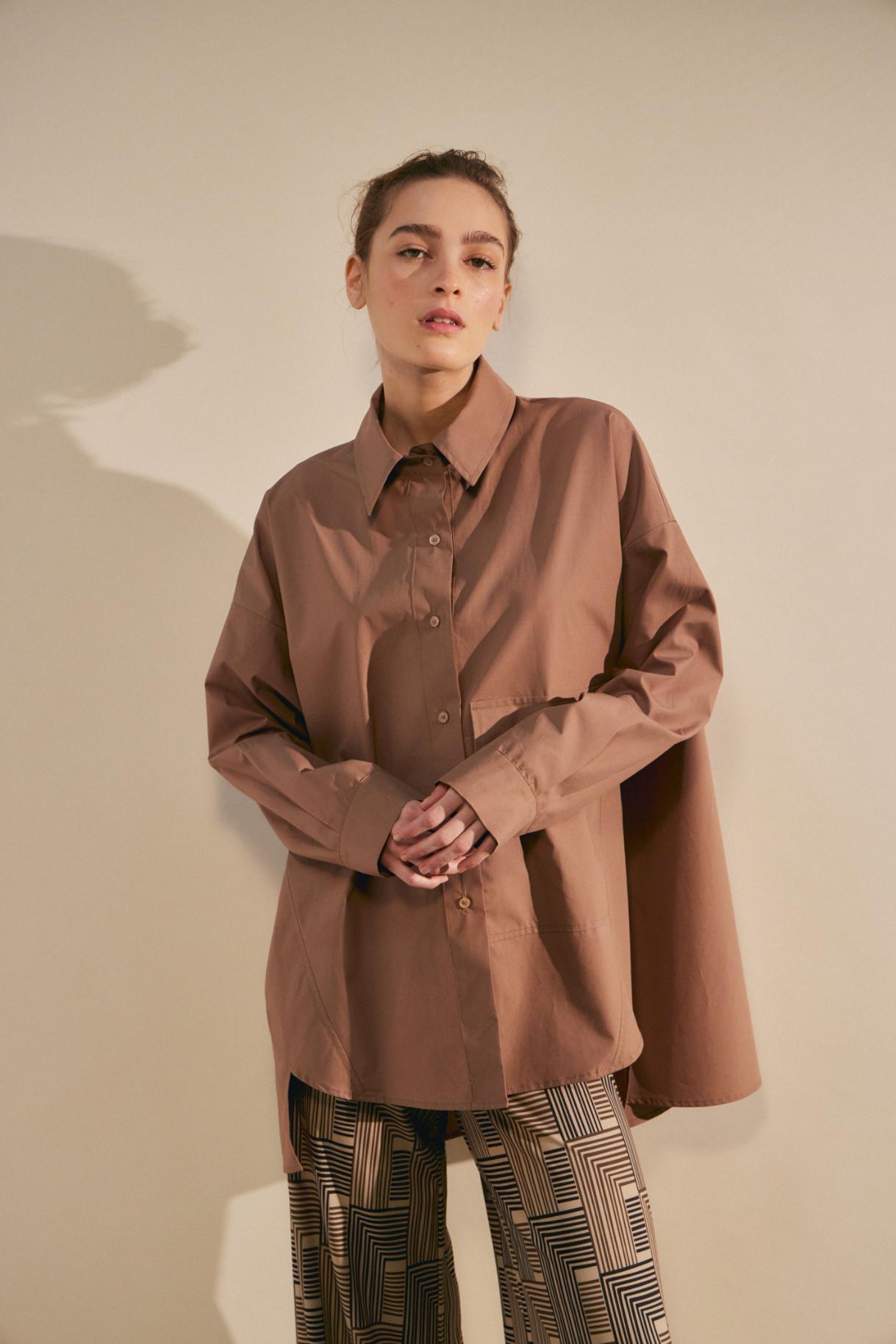 awada_camisa-over-irregular_28-08-2025__picture-60663