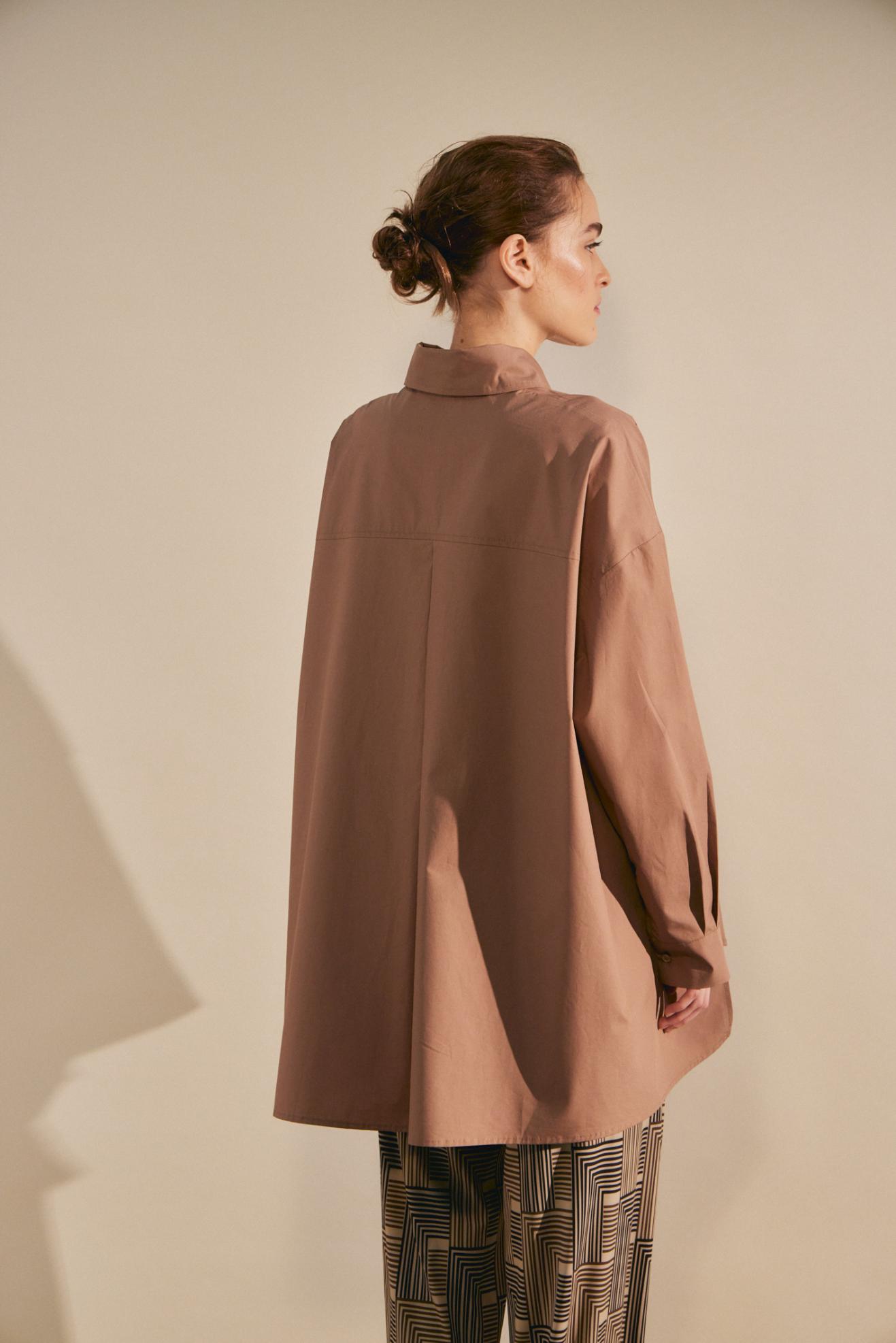 awada_camisa-over-irregular_28-08-2025__picture-60666