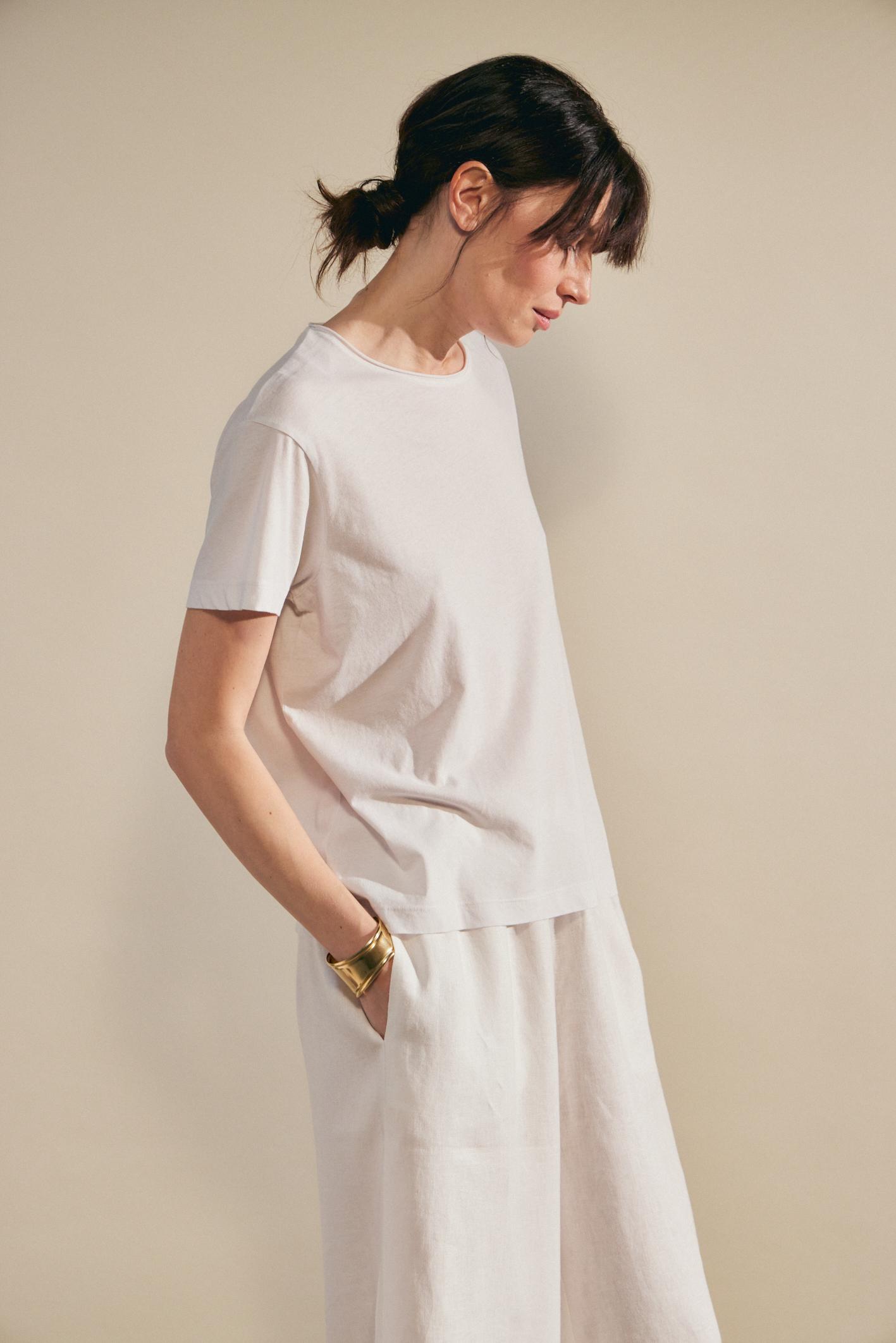 awada_remera-manga-corta-basic_39-28-2025__picture-60972