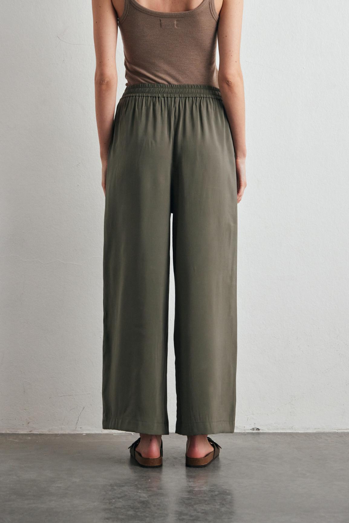 awada_pantalon-toledo_26-08-2025__picture-61016
