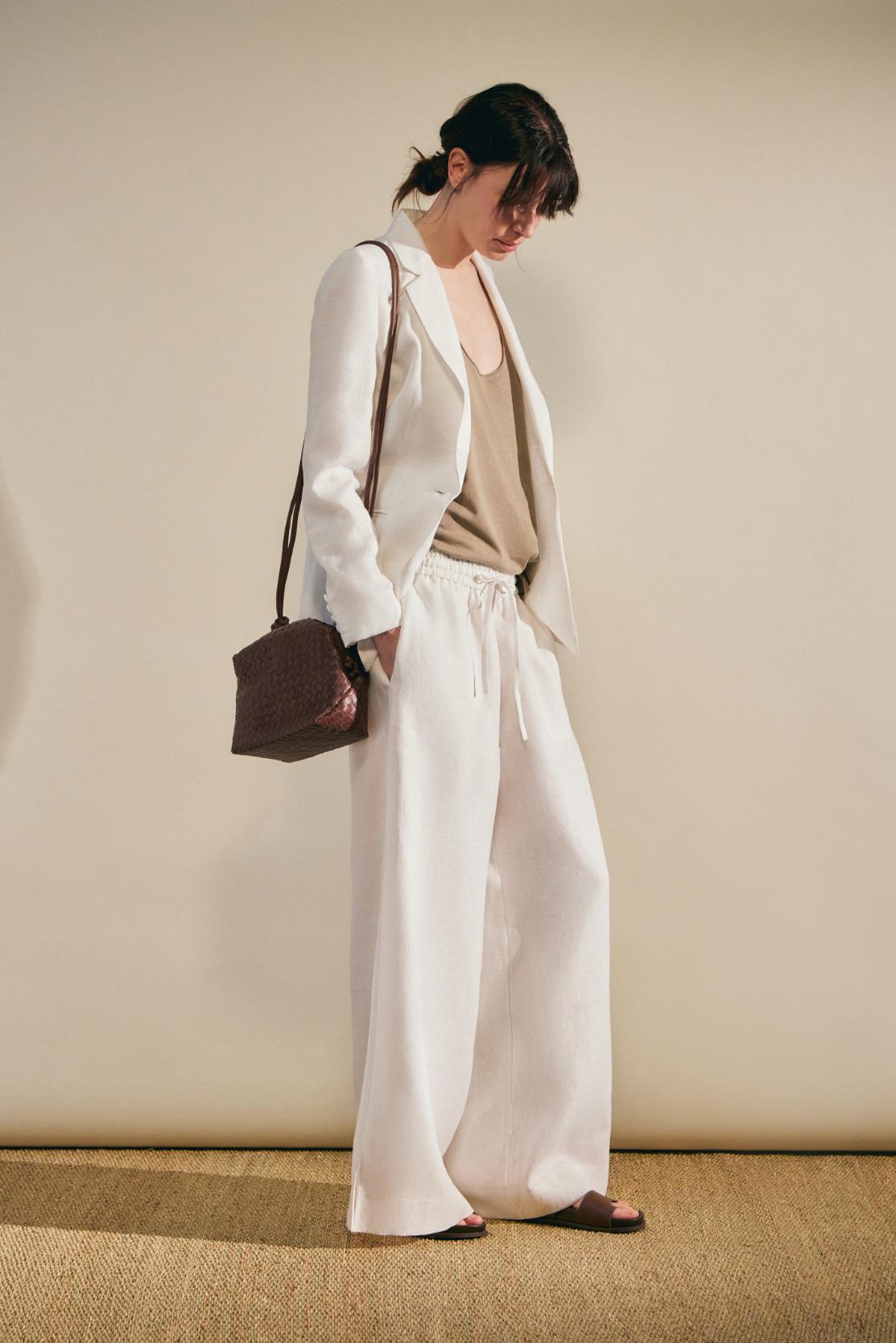 awada_pantalon-de-lino_29-30-2025__picture-61130
