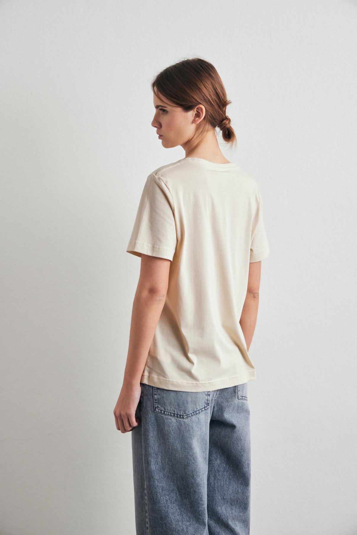 awada_remera-navarra_56-28-2025__picture-61217